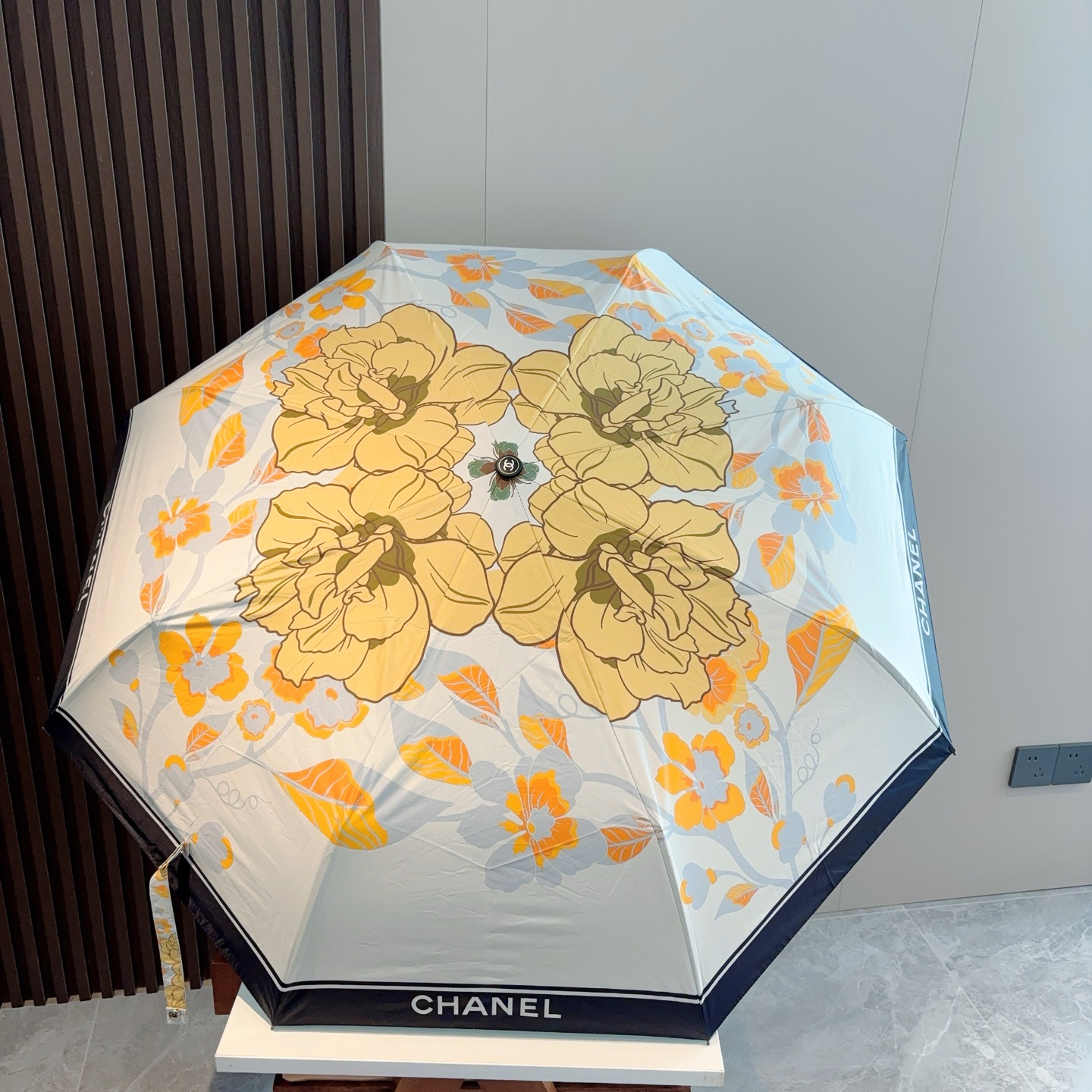  CHANEL香奈儿 三折自动折叠晴雨伞  时尚原单代工品质 细节精致 看得见的品质 打破一成不变 色泽
