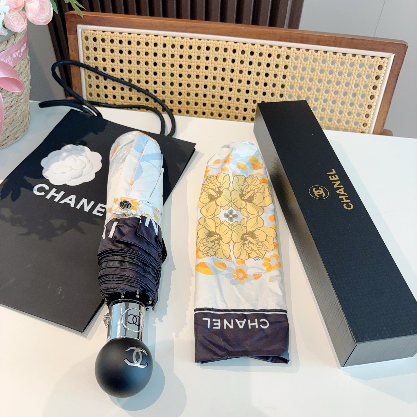  CHANEL香奈儿 三折自动折叠晴雨伞  时尚原单代工品质 细节精致 看得见的品质 打破一成不变 色泽