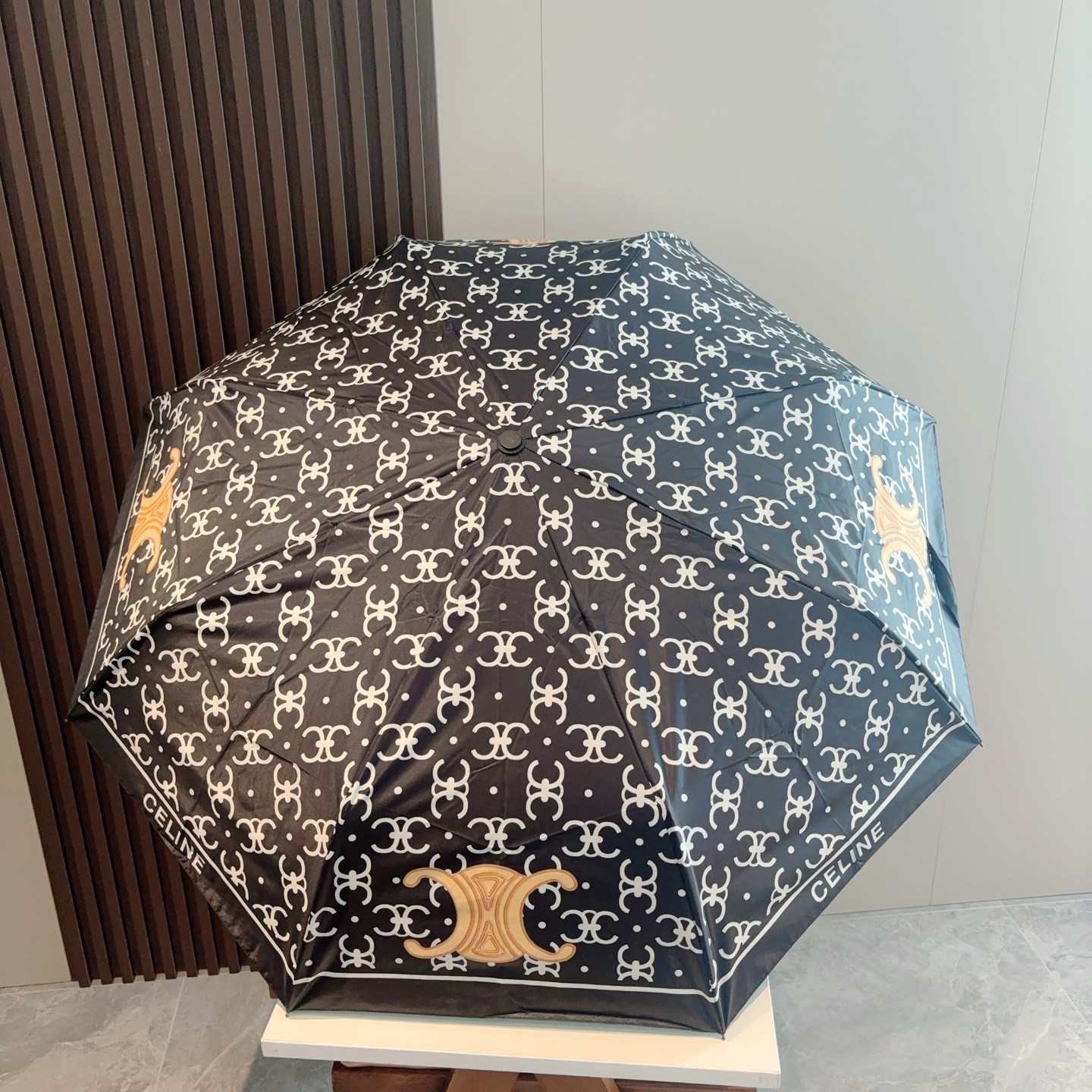  Céline 赛琳 凯旋门新款 三折自动折叠晴雨伞 选用台湾进口UV防紫外线伞布 原单代工级品质 2色