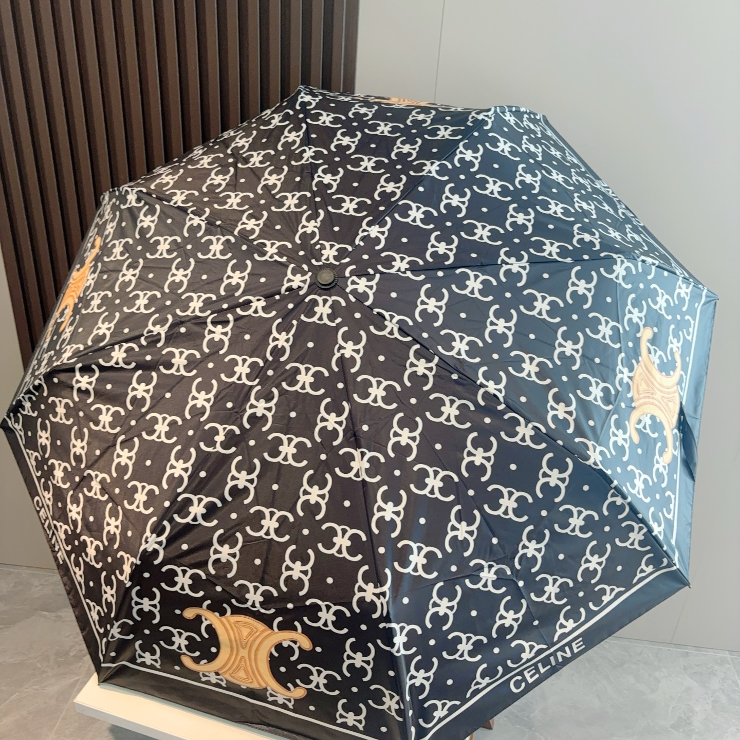  Céline 赛琳 凯旋门新款 三折自动折叠晴雨伞 选用台湾进口UV防紫外线伞布 原单代工级品质 2色
