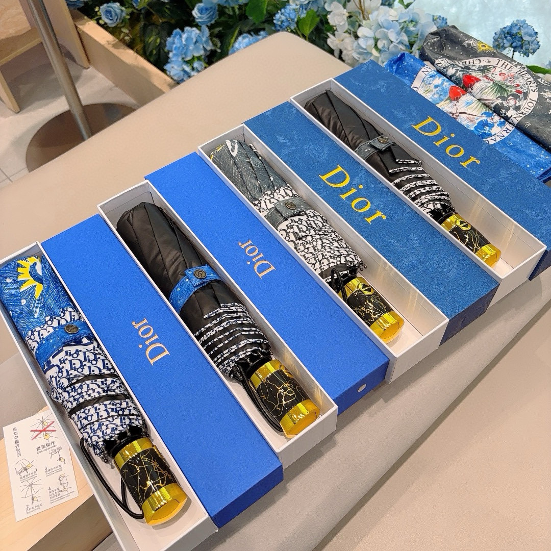   DIOR（迪奥） 三折自动折叠晴雨伞  时尚原单代工品质 细节精致 看得见的品质 打破一成不变 色泽