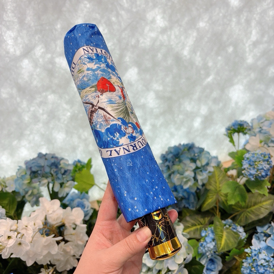   DIOR（迪奥） 三折自动折叠晴雨伞  时尚原单代工品质 细节精致 看得见的品质 打破一成不变 色泽