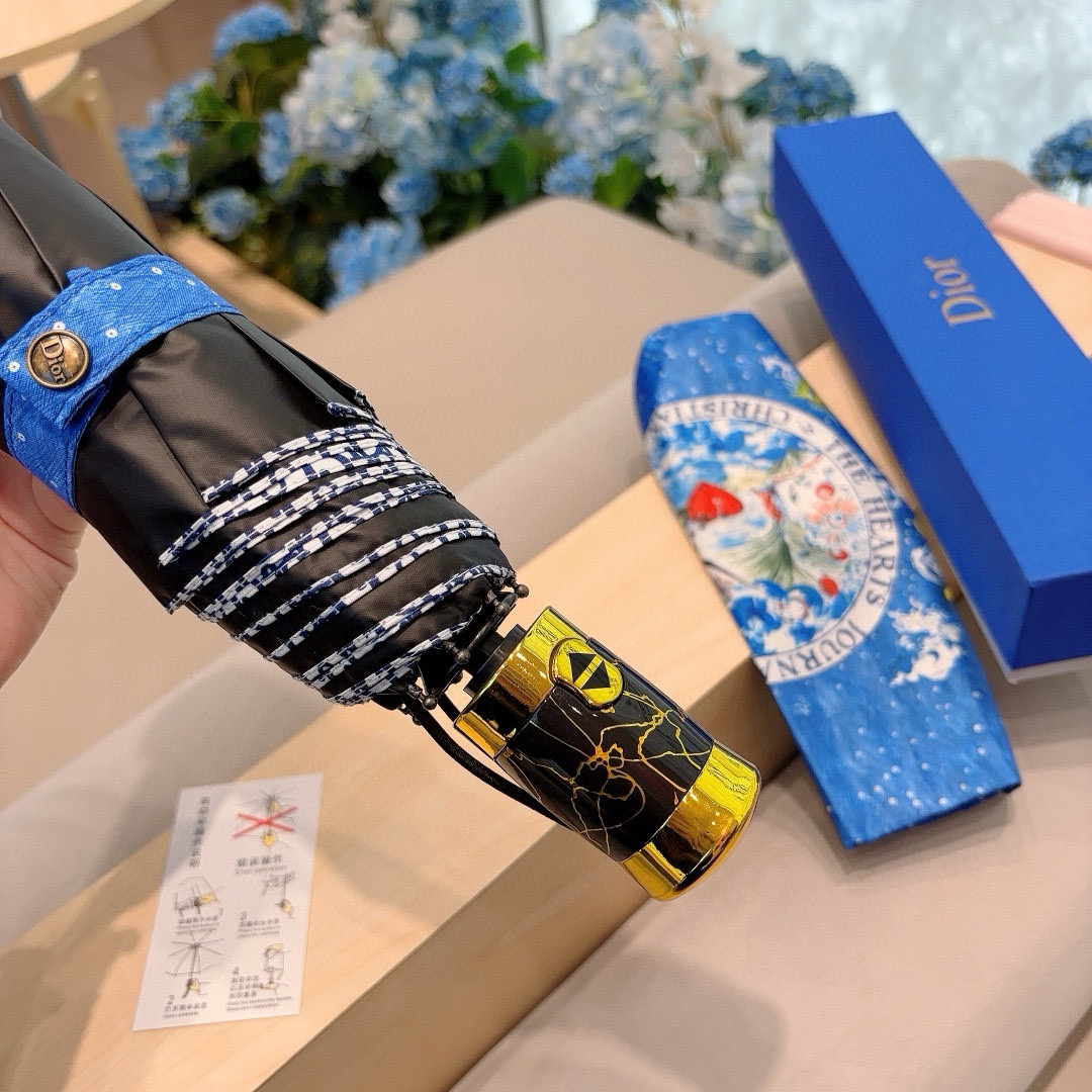   DIOR（迪奥） 三折自动折叠晴雨伞  时尚原单代工品质 细节精致 看得见的品质 打破一成不变 色泽
