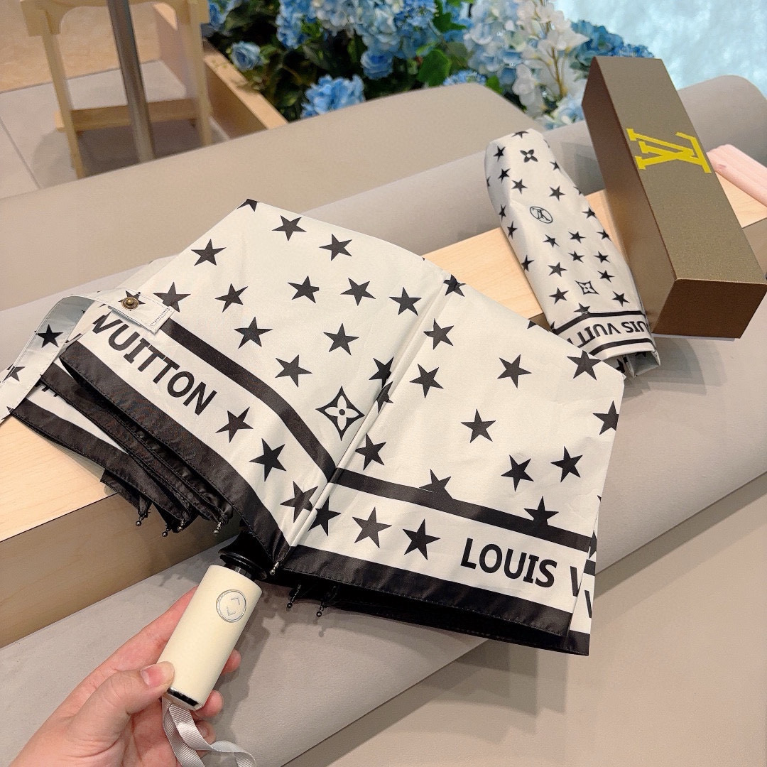  LOUIS VUITTON （路易威登）新款 星星 三折自动折叠晴雨伞 新涂层技术深色伞面 拥有令人惊