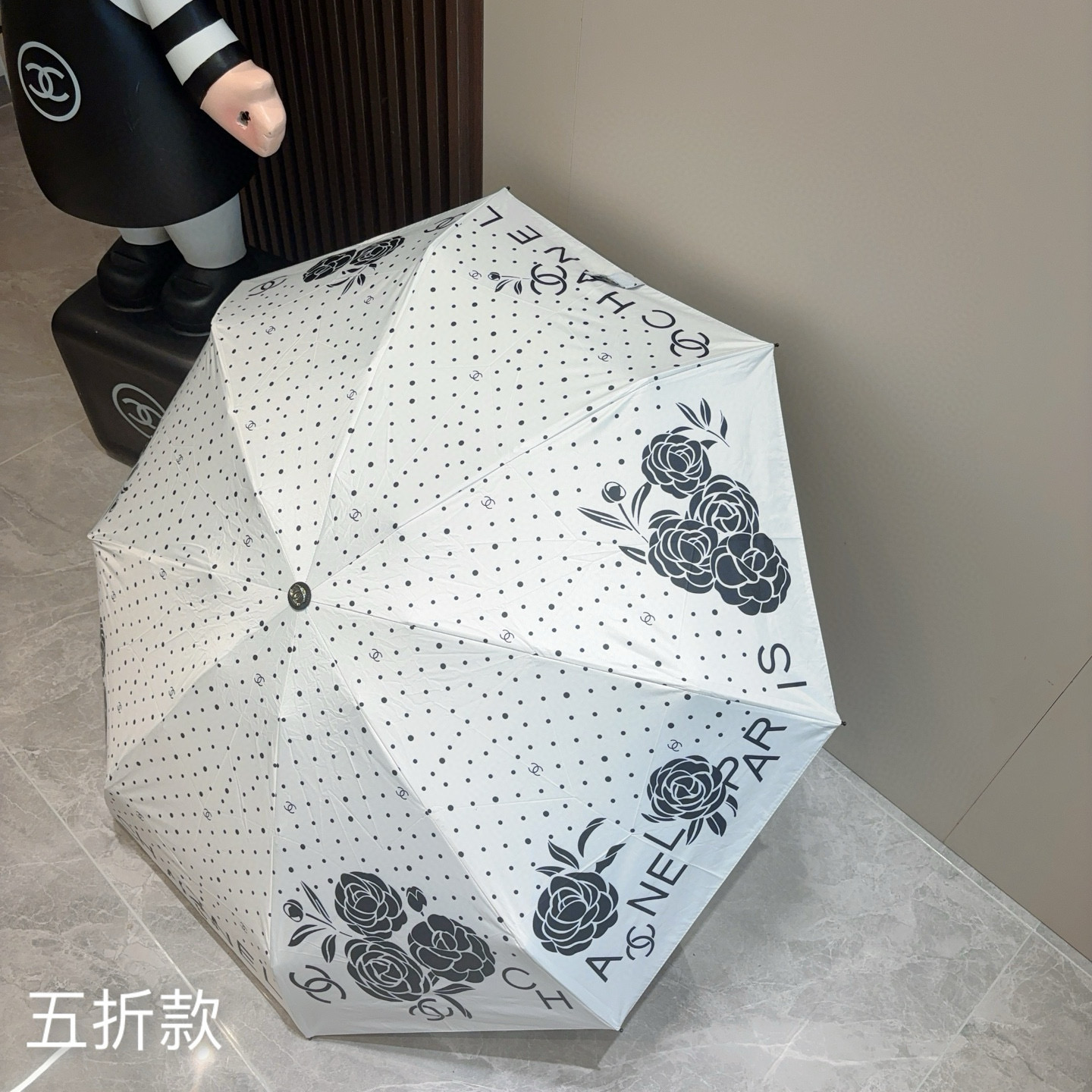  CHANEL（香奈儿）五折手动折叠晴雨伞 选用台湾进口UV防紫外线伞布 原单代工级品质  🌹