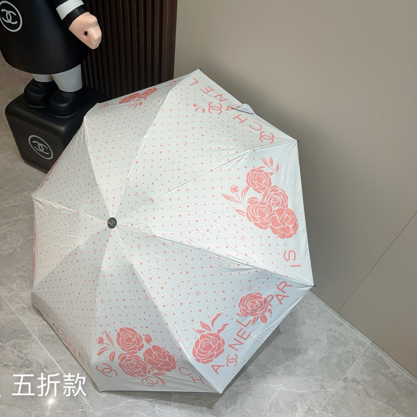  CHANEL（香奈儿）五折手动折叠晴雨伞 选用台湾进口UV防紫外线伞布 原单代工级品质  🌹