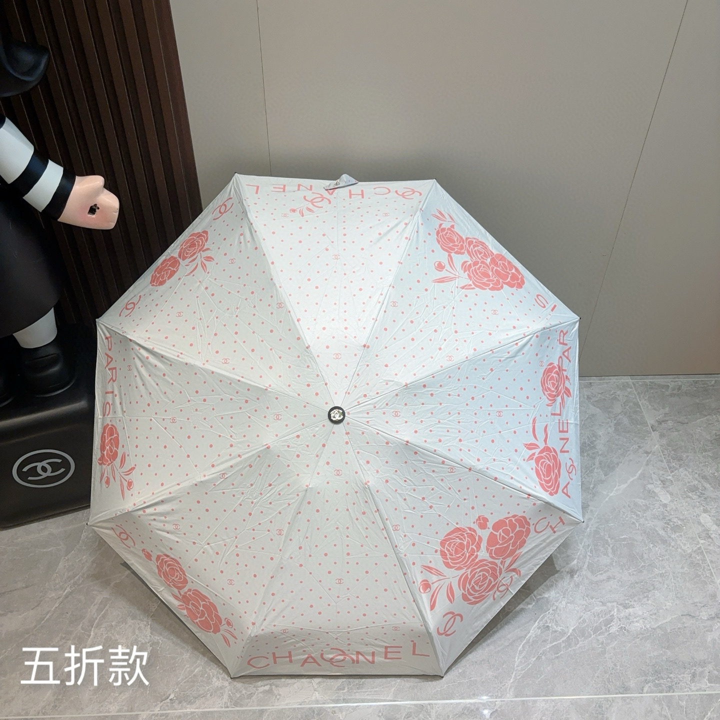  CHANEL（香奈儿）五折手动折叠晴雨伞 选用台湾进口UV防紫外线伞布 原单代工级品质  🌹
