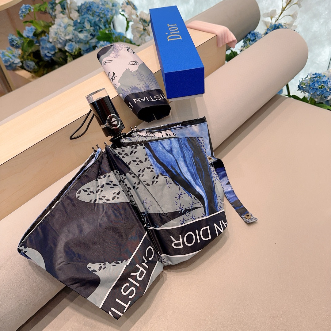  DIOR（迪奥）三折自动折叠晴雨伞  时尚原单代工品质 细节精致 看得见的品质 打破一成不变 色泽纯正