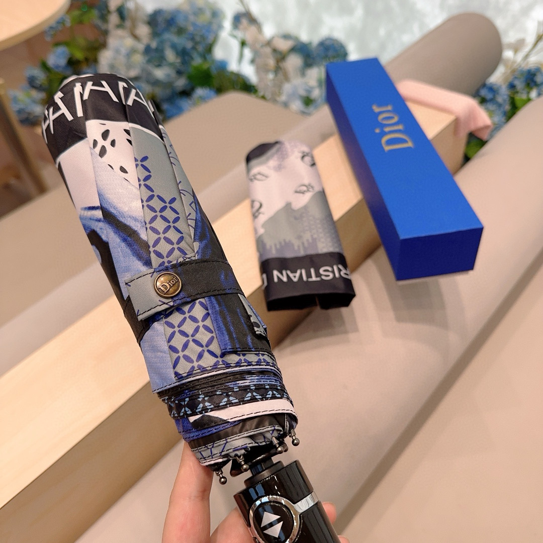  DIOR（迪奥）三折自动折叠晴雨伞  时尚原单代工品质 细节精致 看得见的品质 打破一成不变 色泽纯正
