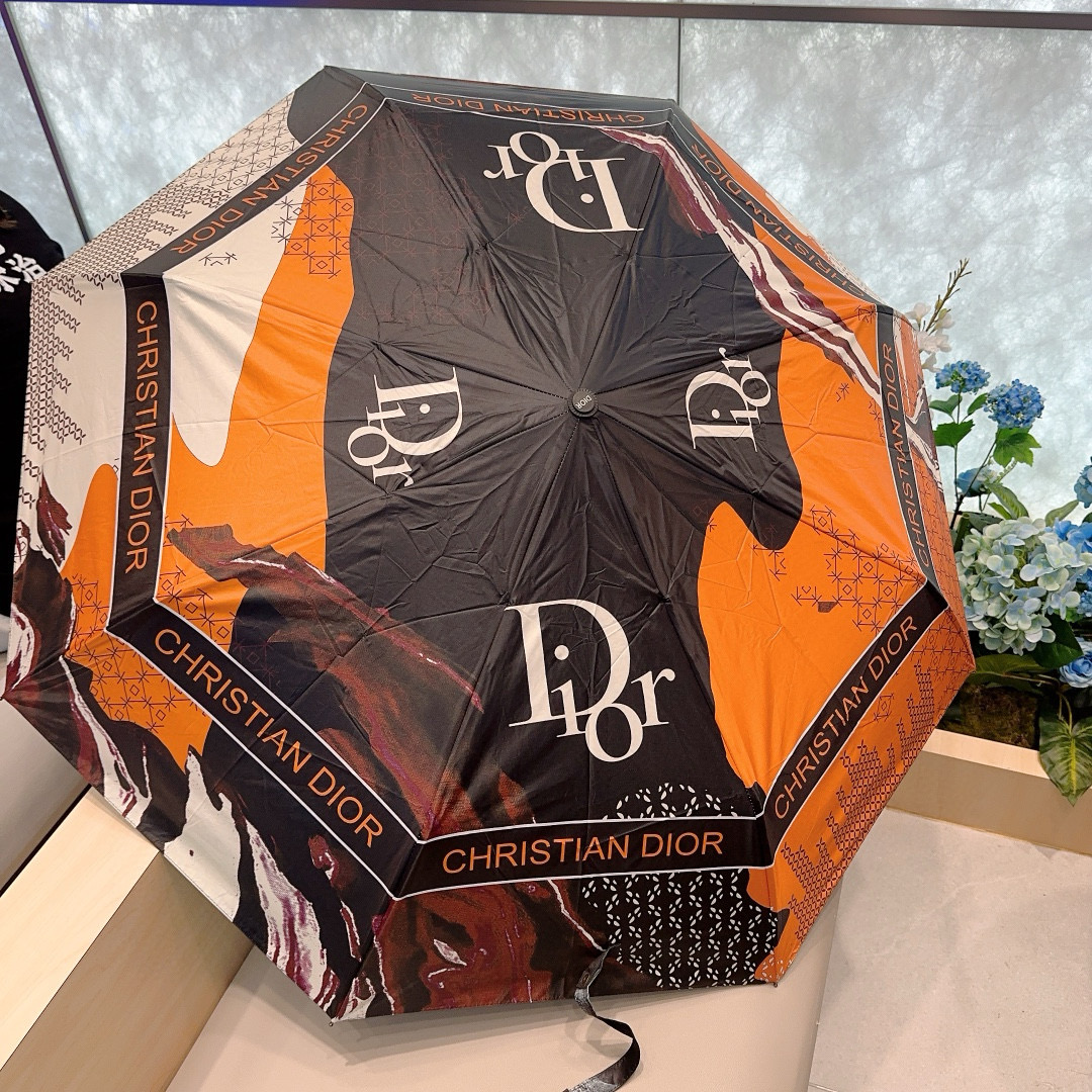  DIOR（迪奥）三折自动折叠晴雨伞  时尚原单代工品质 细节精致 看得见的品质 打破一成不变 色泽纯正