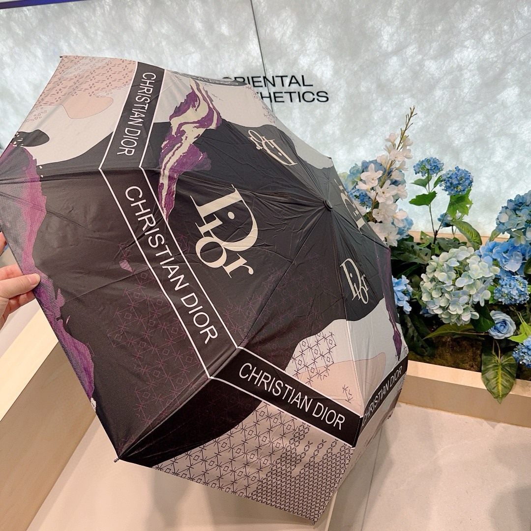  DIOR（迪奥）三折自动折叠晴雨伞  时尚原单代工品质 细节精致 看得见的品质 打破一成不变 色泽纯正