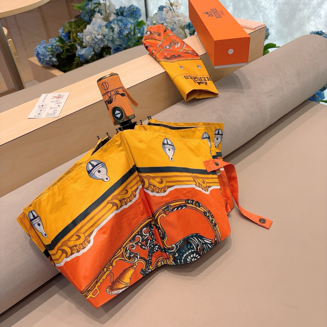    爱马仕（Hermès） 极品H家三折自动伞重磅呈现 以其精湛的工艺技术和源源不断的想像力 新涂层
