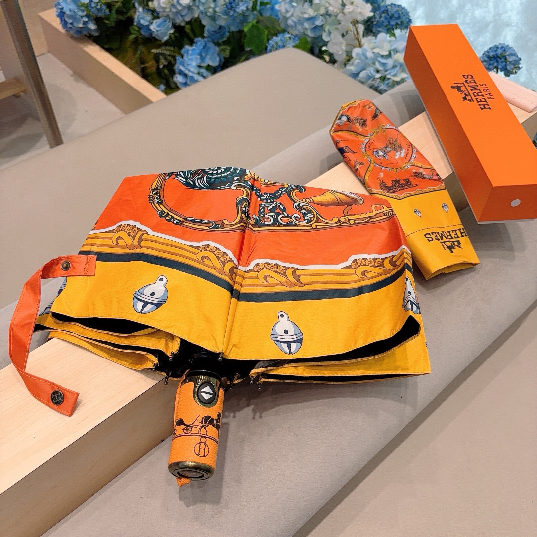     爱马仕（Hermès） 极品H家三折自动伞重磅呈现 以其精湛的工艺技术和源源不断的想像力 新涂层
