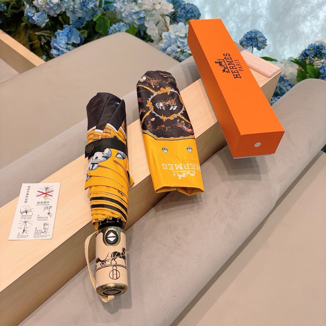     爱马仕（Hermès） 极品H家三折自动伞重磅呈现 以其精湛的工艺技术和源源不断的想像力 新涂层