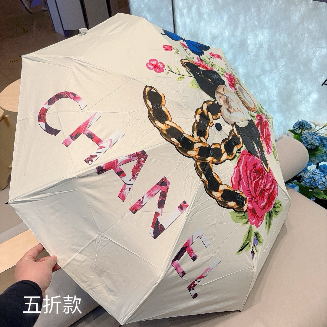  CHANEL（香奈儿）五折手动折叠晴雨伞 选用台湾进口UV防紫外线伞布 原单代工级品质  🌹