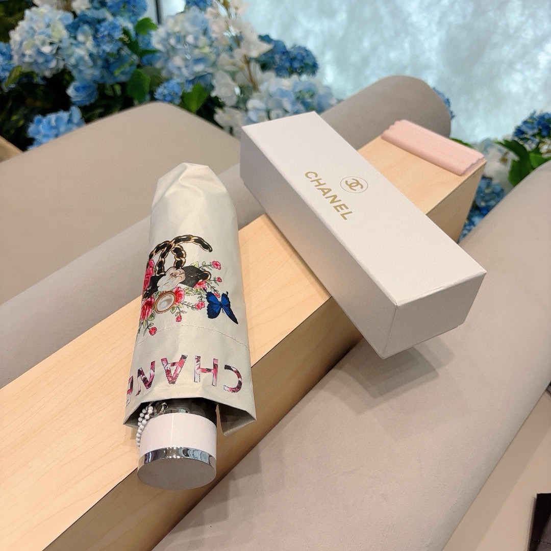  CHANEL（香奈儿）五折手动折叠晴雨伞 选用台湾进口UV防紫外线伞布 原单代工级品质  🌹