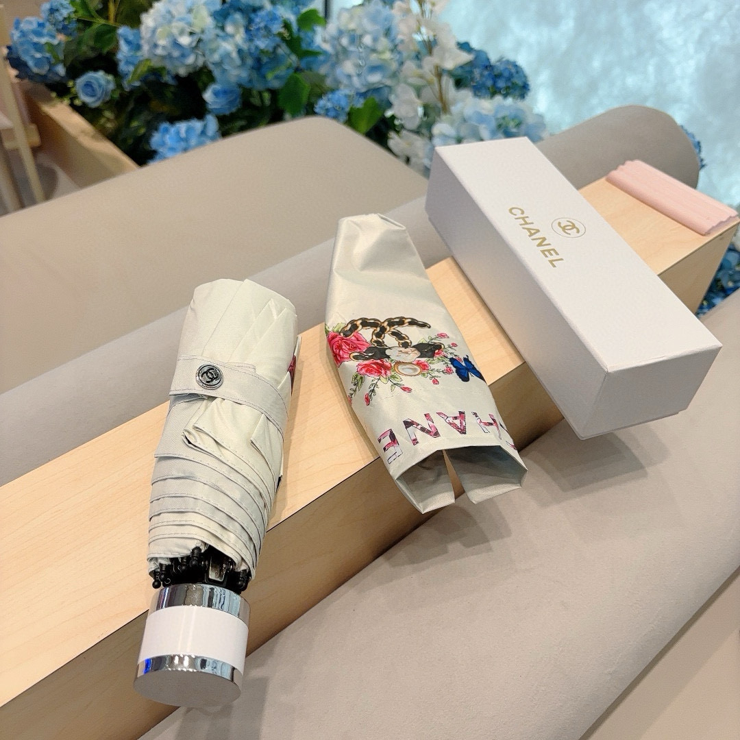  CHANEL（香奈儿）五折手动折叠晴雨伞 选用台湾进口UV防紫外线伞布 原单代工级品质  🌹