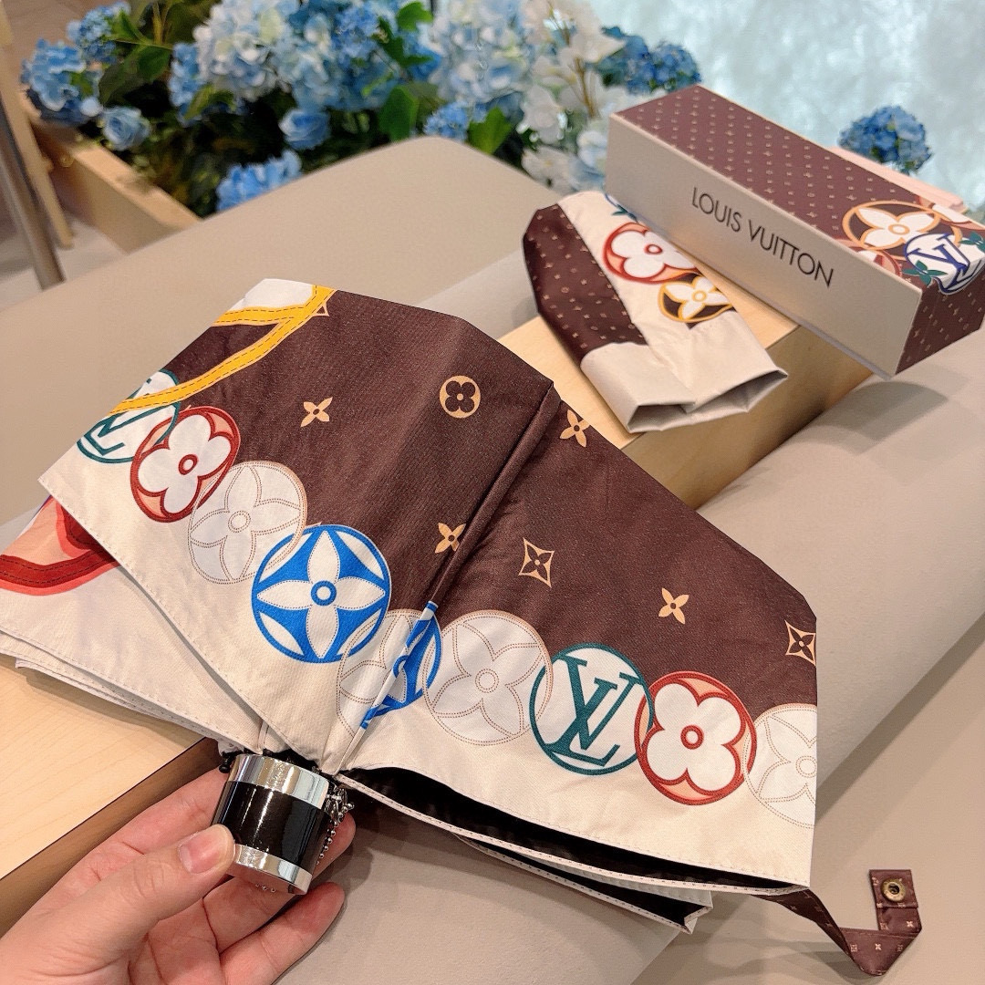 LOUIS VUITTON （路易威登）LV五折手开晴雨伞 新涂层技术深色伞面 拥有令人惊喜的遮光效果