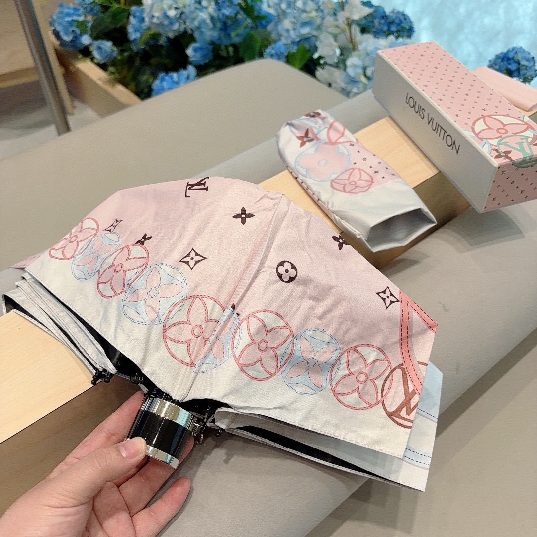  LOUIS VUITTON （路易威登）LV五折手开晴雨伞 新涂层技术深色伞面 拥有令人惊喜的遮光效果