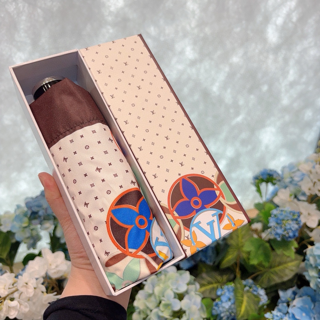  LOUIS VUITTON （路易威登）LV五折手开晴雨伞 新涂层技术深色伞面 拥有令人惊喜的遮光效果