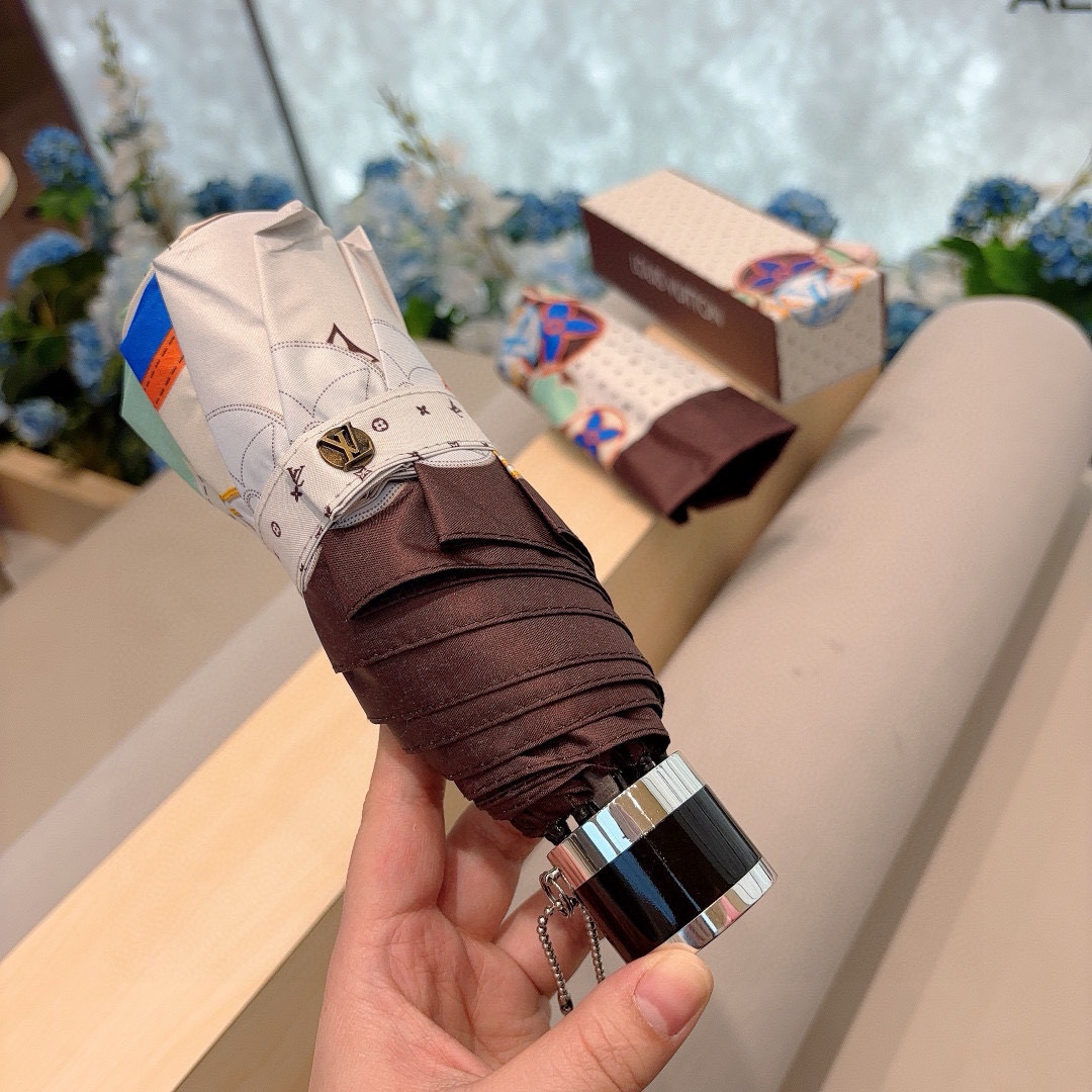  LOUIS VUITTON （路易威登）LV五折手开晴雨伞 新涂层技术深色伞面 拥有令人惊喜的遮光效果