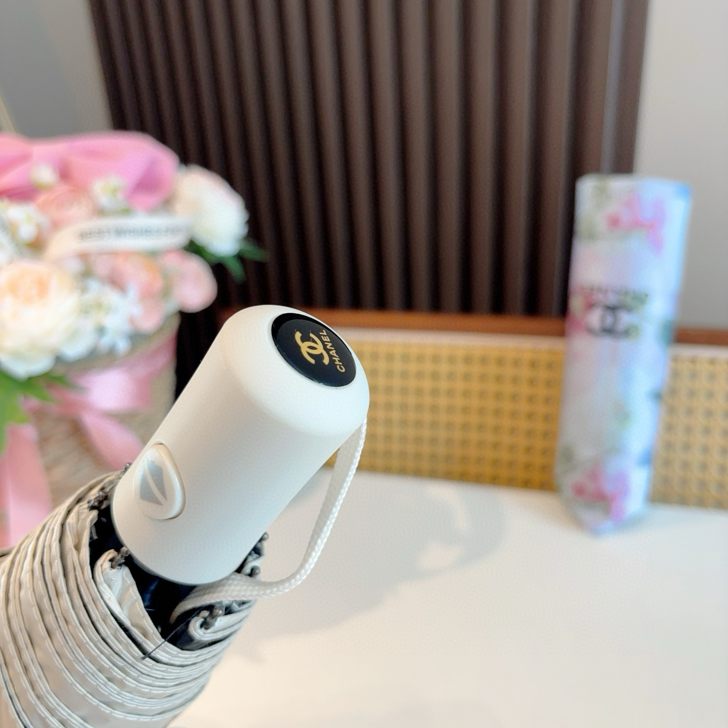  CHANEL香奈儿 三折自动折叠晴雨伞  时尚原单代工品质 细节精致 看得见的品质 打破一成不变 色泽