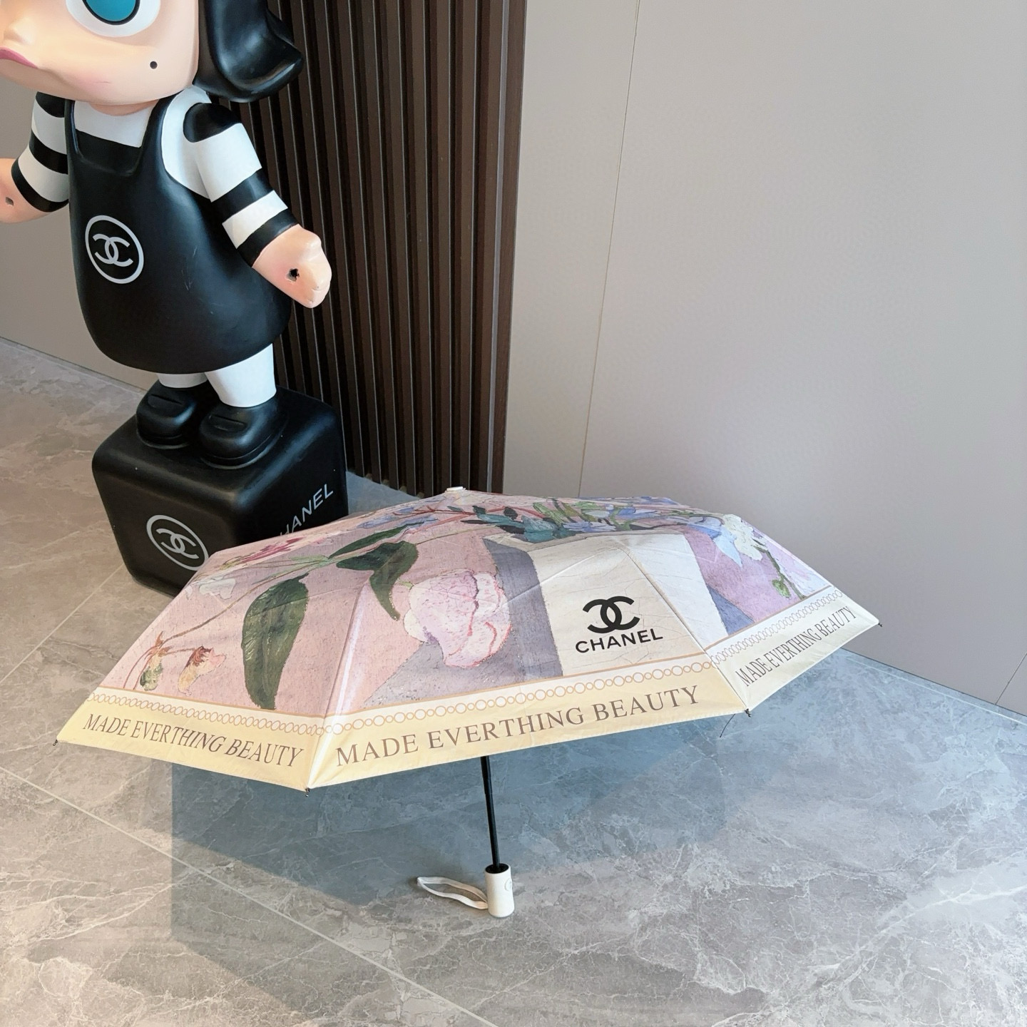  CHANEL香奈儿 三折自动折叠晴雨伞  时尚原单代工品质 细节精致 看得见的品质 打破一成不变 色泽