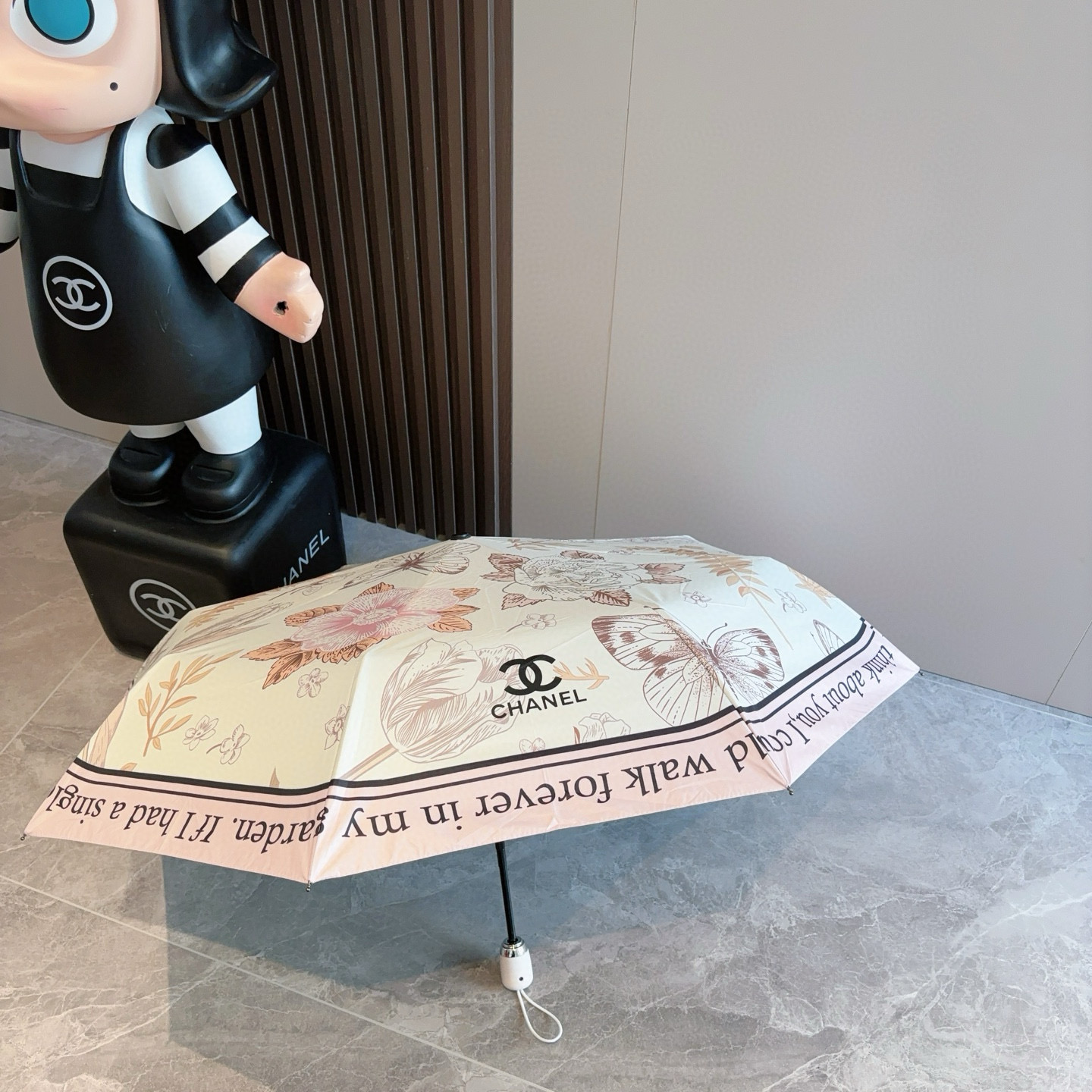  CHANEL香奈儿 三折自动折叠晴雨伞  时尚原单代工品质 细节精致 看得见的品质 打破一成不变 色泽