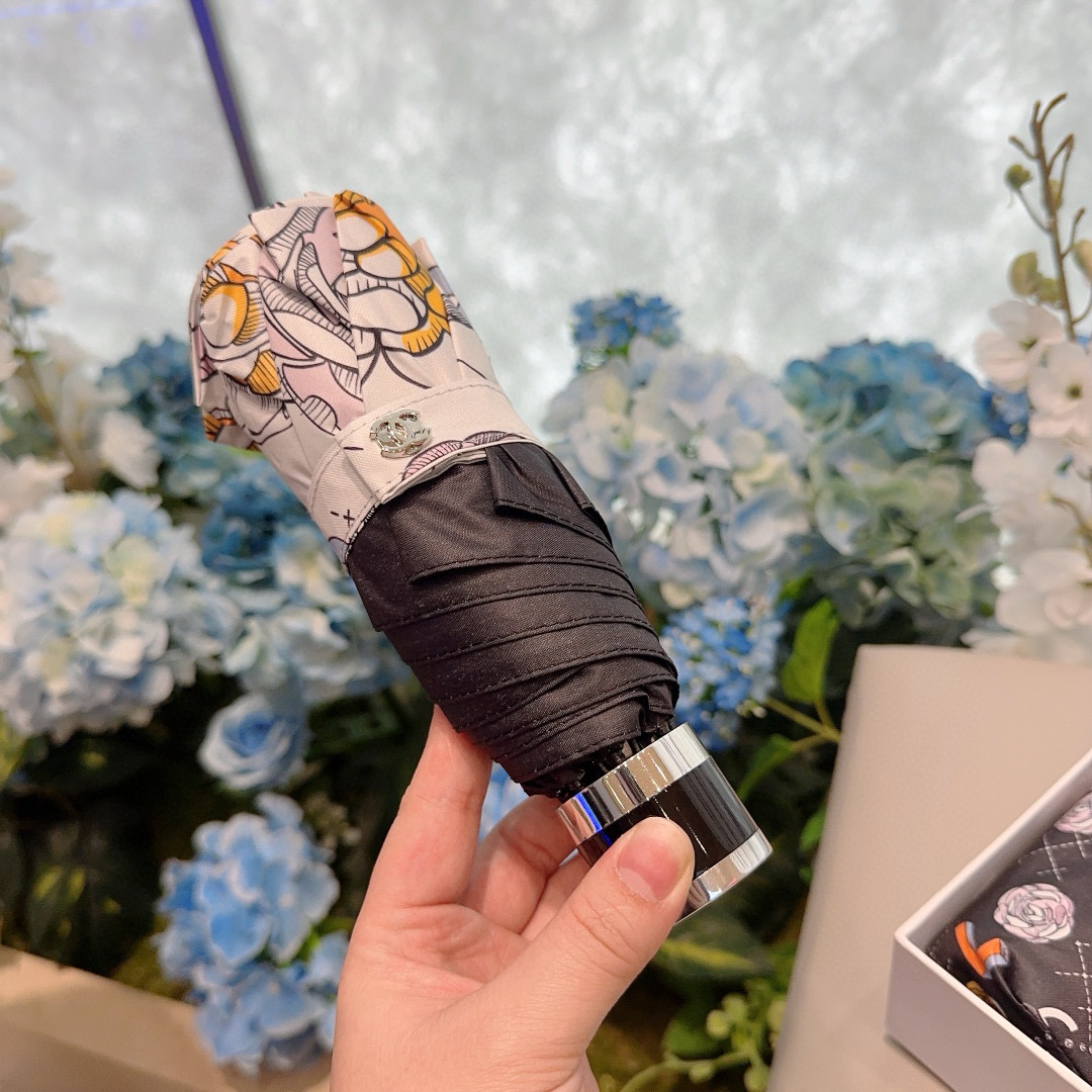 CHANEL（香奈儿）五折手动折叠晴雨伞 选用台湾进口UV防紫外线伞布 原单代工级品质 🌹3色