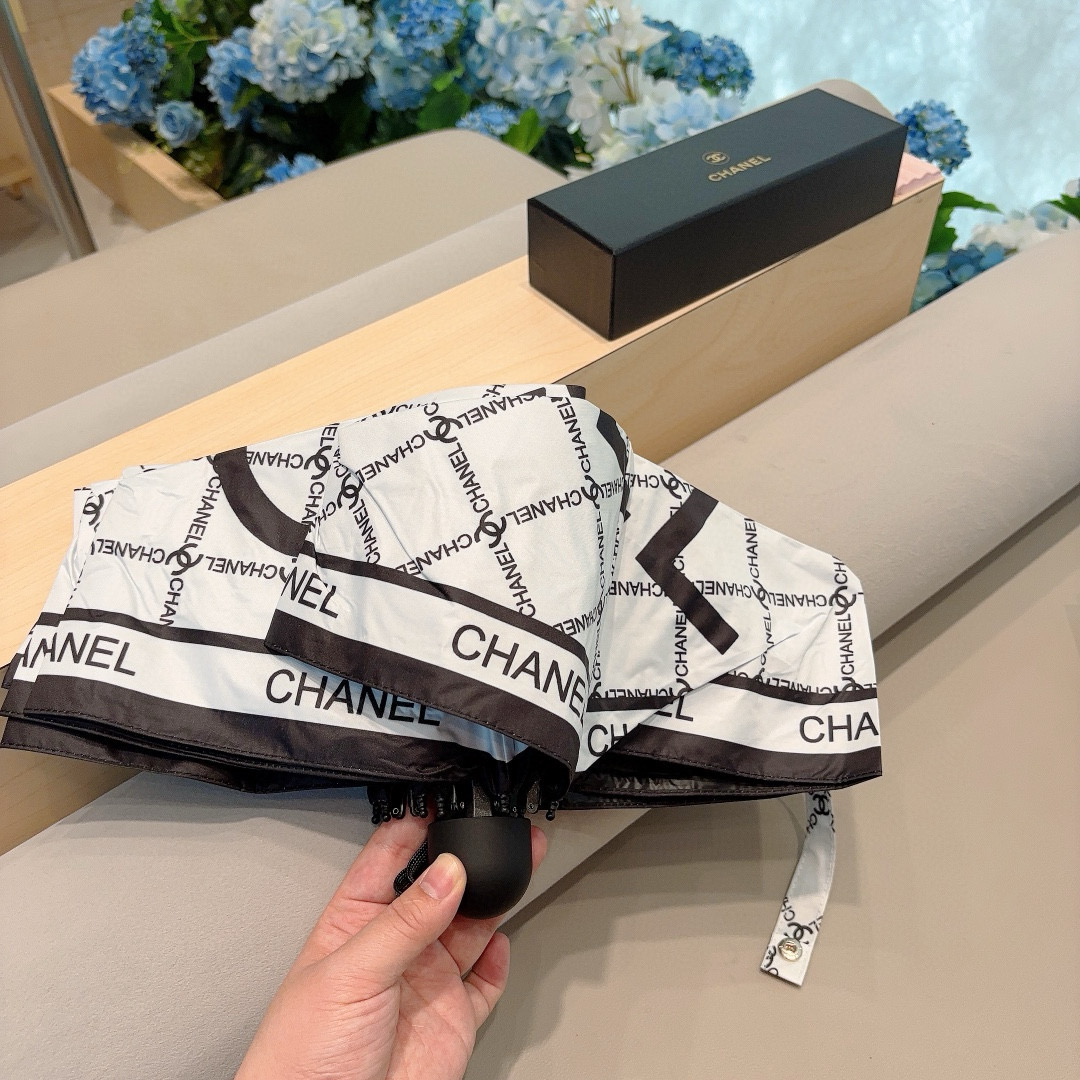 CHANEL（香奈儿）五折手动折叠晴雨伞 选用台湾进口UV防紫外线伞布 原单代工级品质 🌹2色