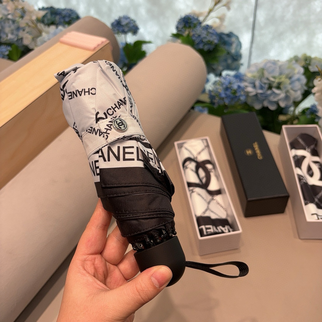CHANEL（香奈儿）五折手动折叠晴雨伞 选用台湾进口UV防紫外线伞布 原单代工级品质 🌹2色