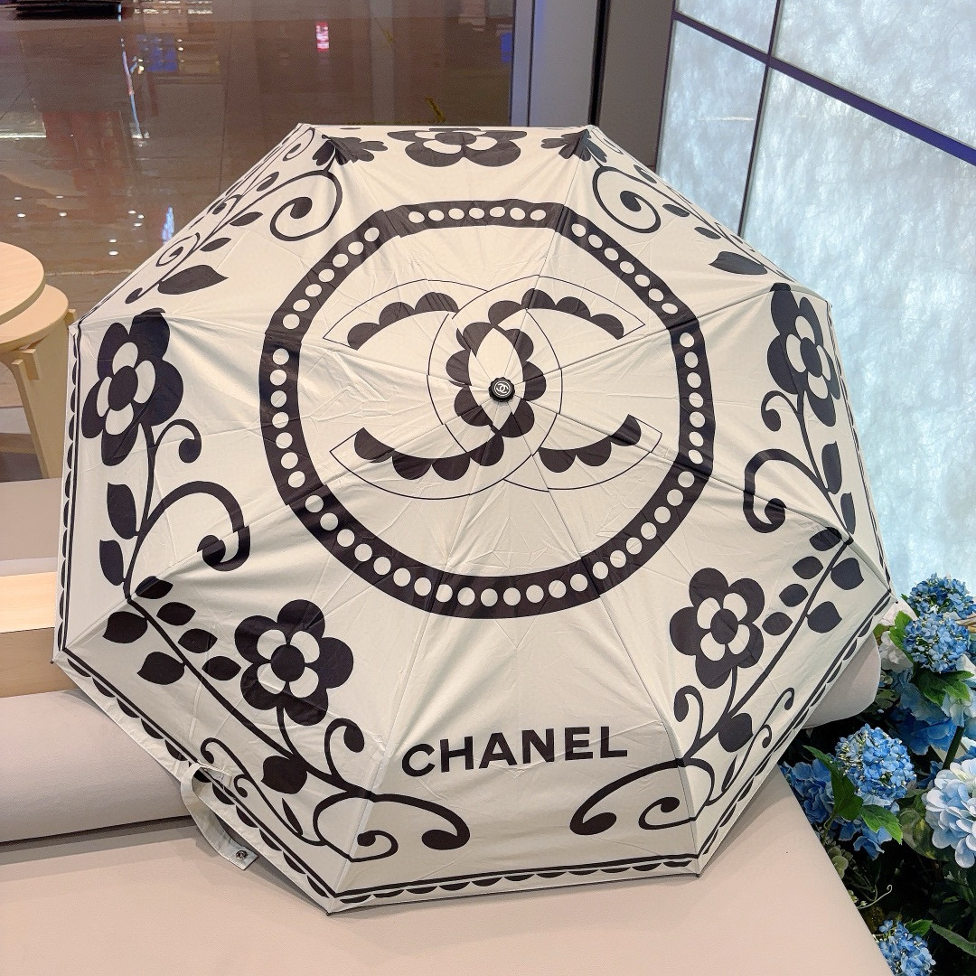 CHANEL（香奈儿）三折自动折叠晴雨伞 做工精细 气质 时尚 炒鸡好看！防紫外线 人手必备 ！