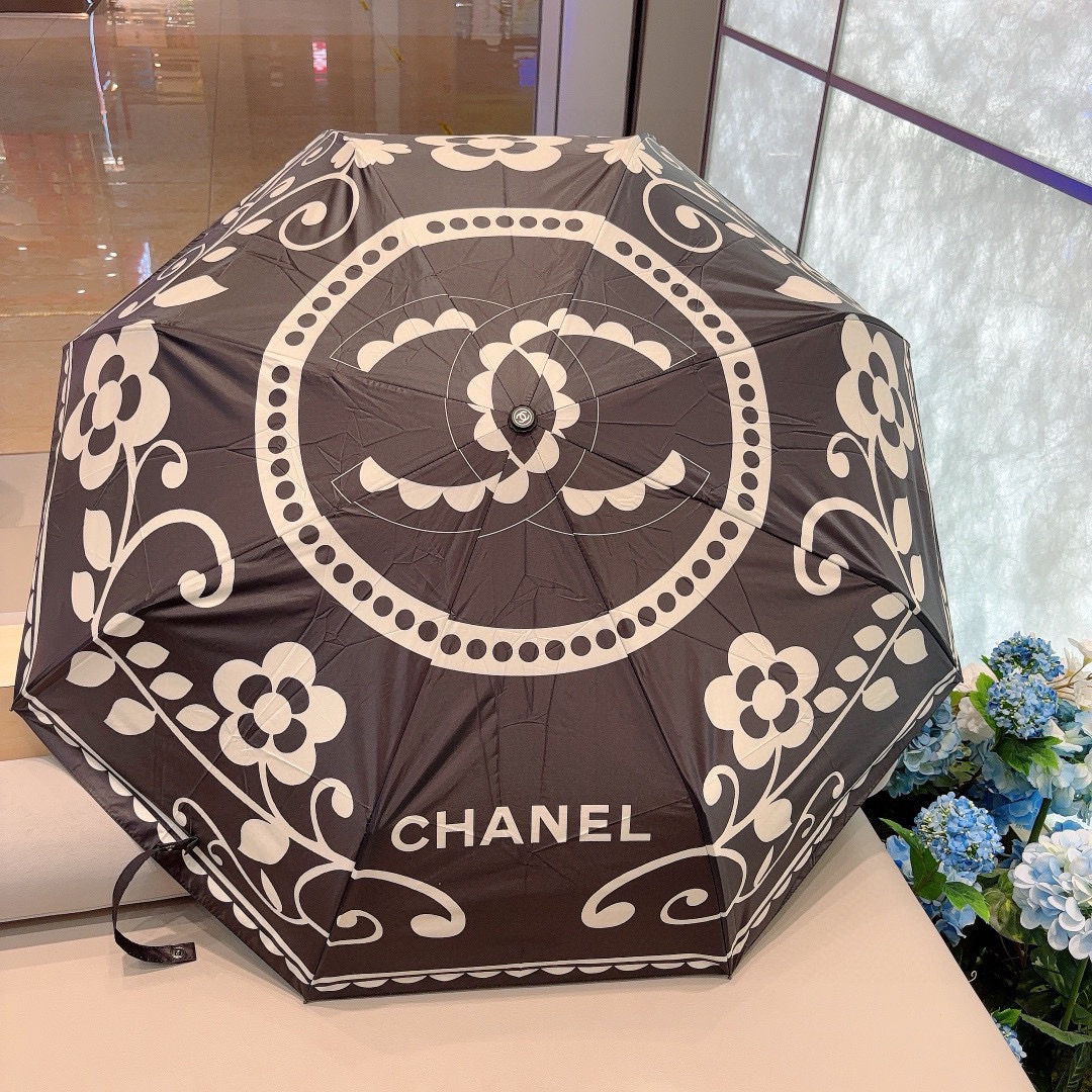 CHANEL（香奈儿）三折自动折叠晴雨伞 做工精细 气质 时尚 炒鸡好看！防紫外线 人手必备 ！