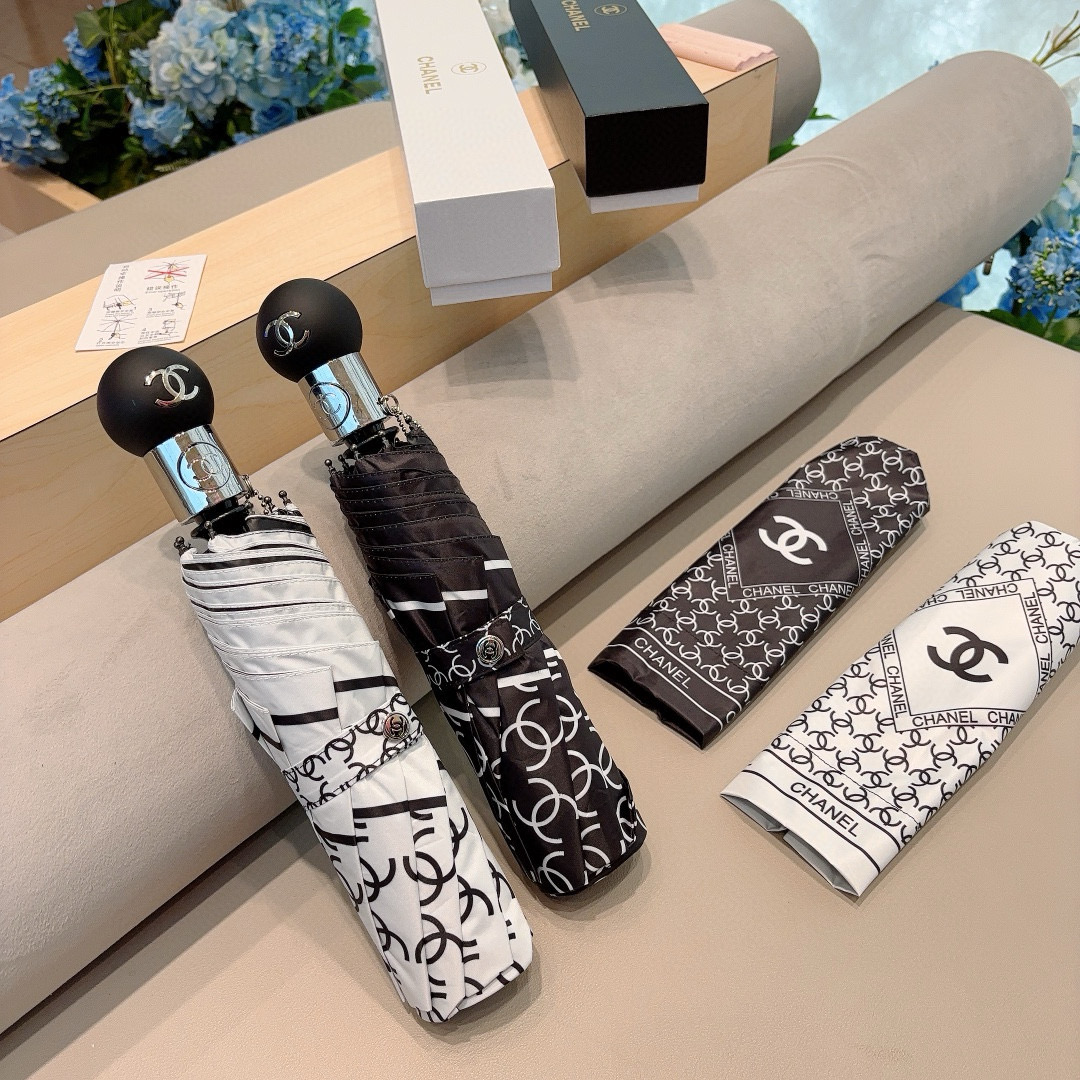CHANEL（香奈儿）三折自动折叠晴雨伞 做工精细 气质 时尚 炒鸡好看！防紫外线 人手必备 ！2色