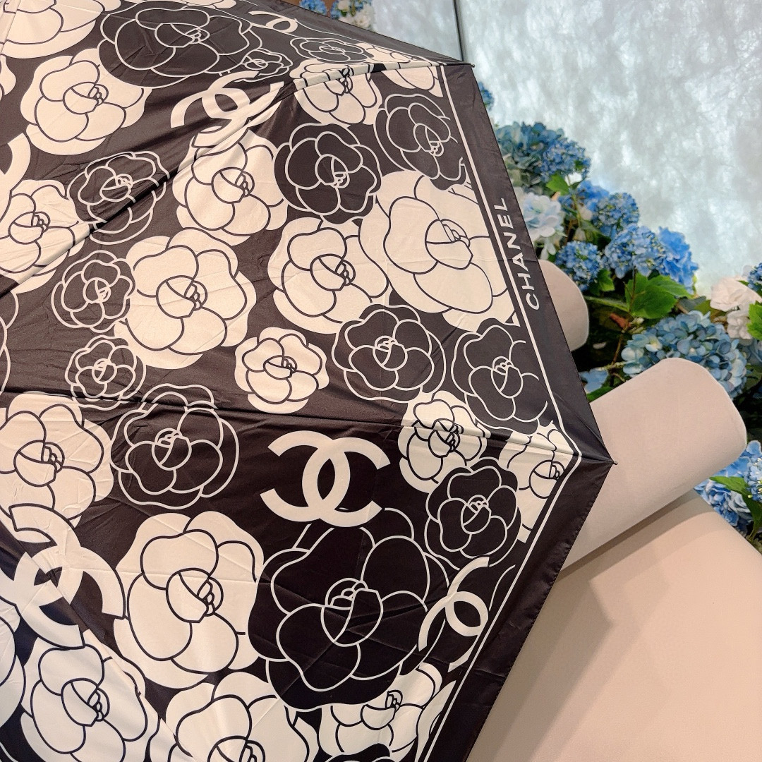 CHANEL（香奈儿）茶花 三折自动折叠晴雨伞 做工精细 气质 时尚 炒鸡好看！防紫外线 人手必备 ！2