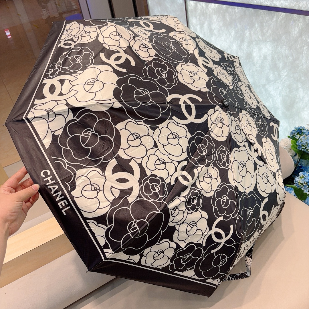 CHANEL（香奈儿）茶花 三折自动折叠晴雨伞 做工精细 气质 时尚 炒鸡好看！防紫外线 人手必备 ！2