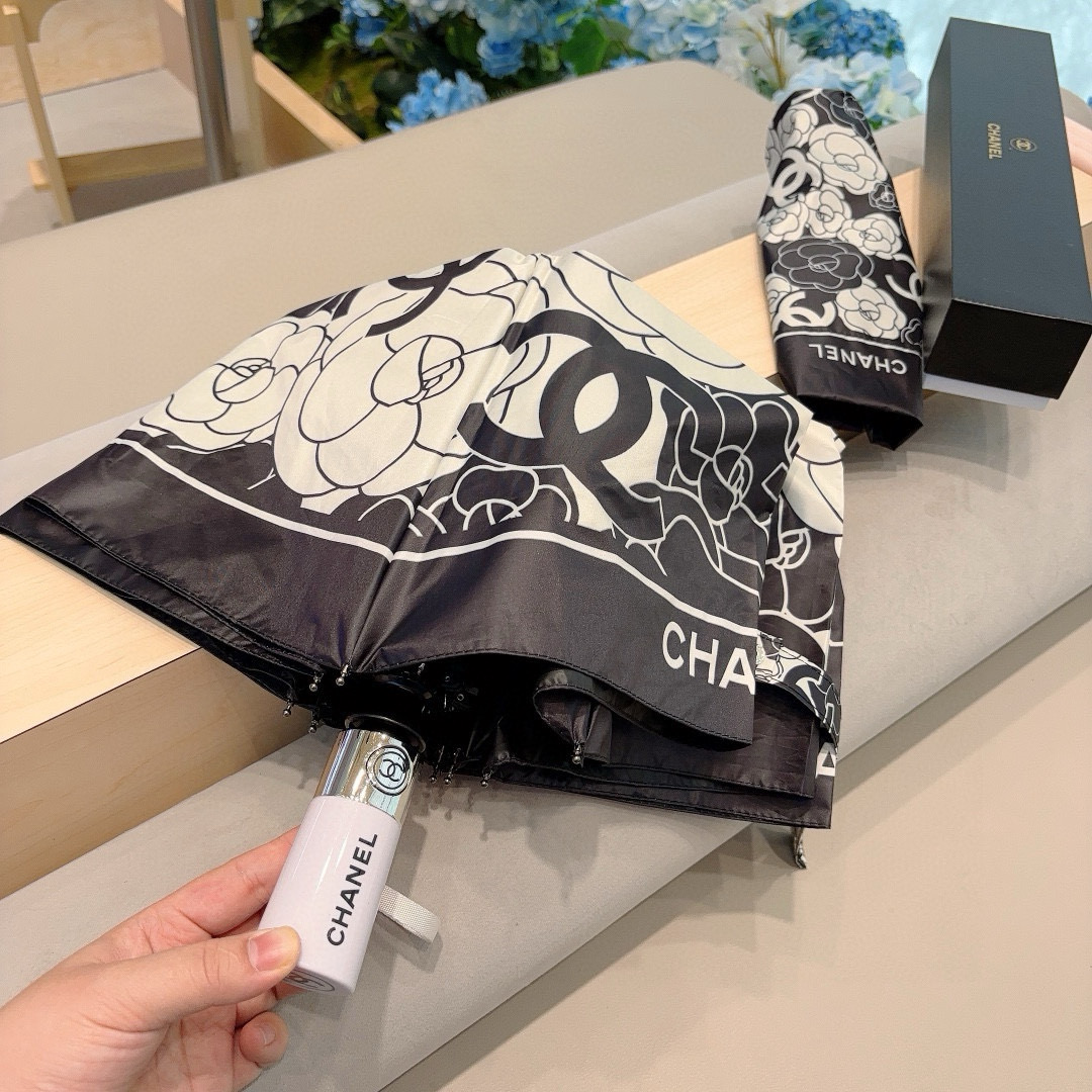 CHANEL（香奈儿）茶花 三折自动折叠晴雨伞 做工精细 气质 时尚 炒鸡好看！防紫外线 人手必备 ！2