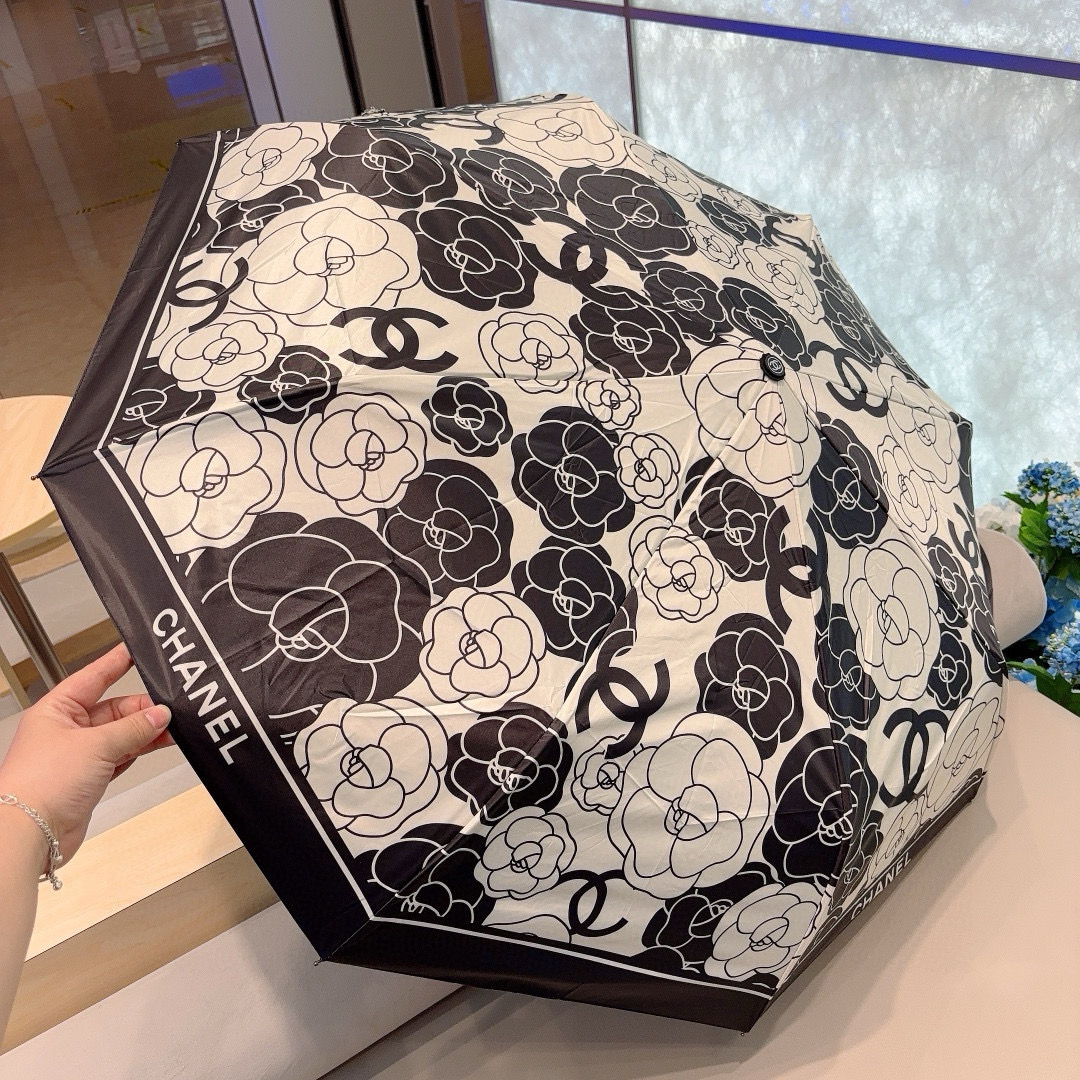CHANEL（香奈儿）茶花 三折自动折叠晴雨伞 做工精细 气质 时尚 炒鸡好看！防紫外线 人手必备 ！2
