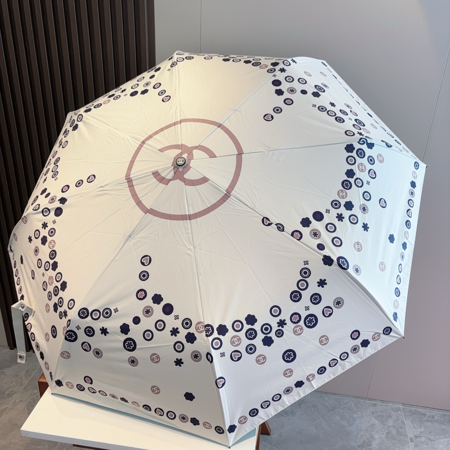 CHANEL（香奈儿）三折自动折叠晴雨伞 选用台湾进口UV防紫外线伞布 原单代工级品质