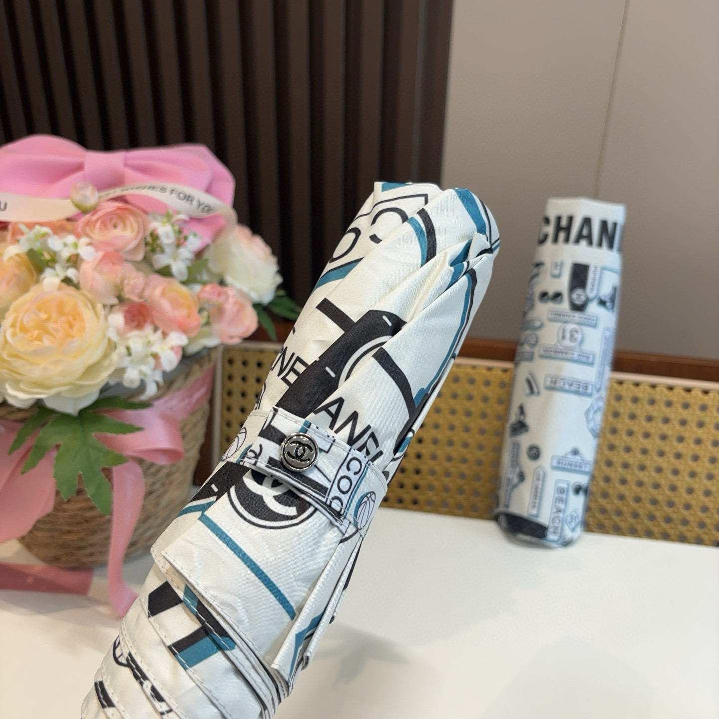  CHANEL香奈儿 三折自动折叠晴雨伞  时尚原单代工品质 细节精致 看得见的品质 打破一成不变 色泽