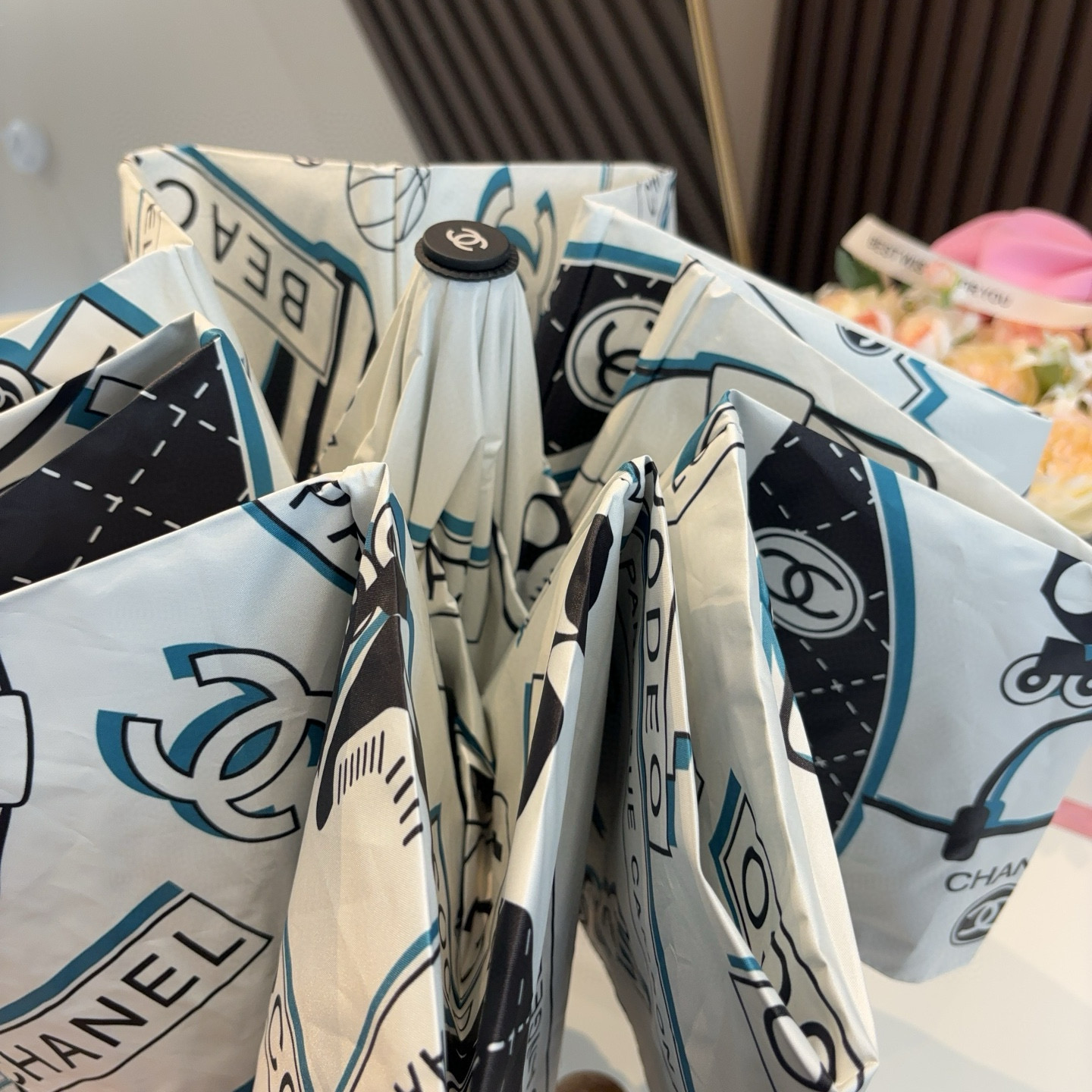 CHANEL香奈儿 三折自动折叠晴雨伞  时尚原单代工品质 细节精致 看得见的品质 打破一成不变 色泽