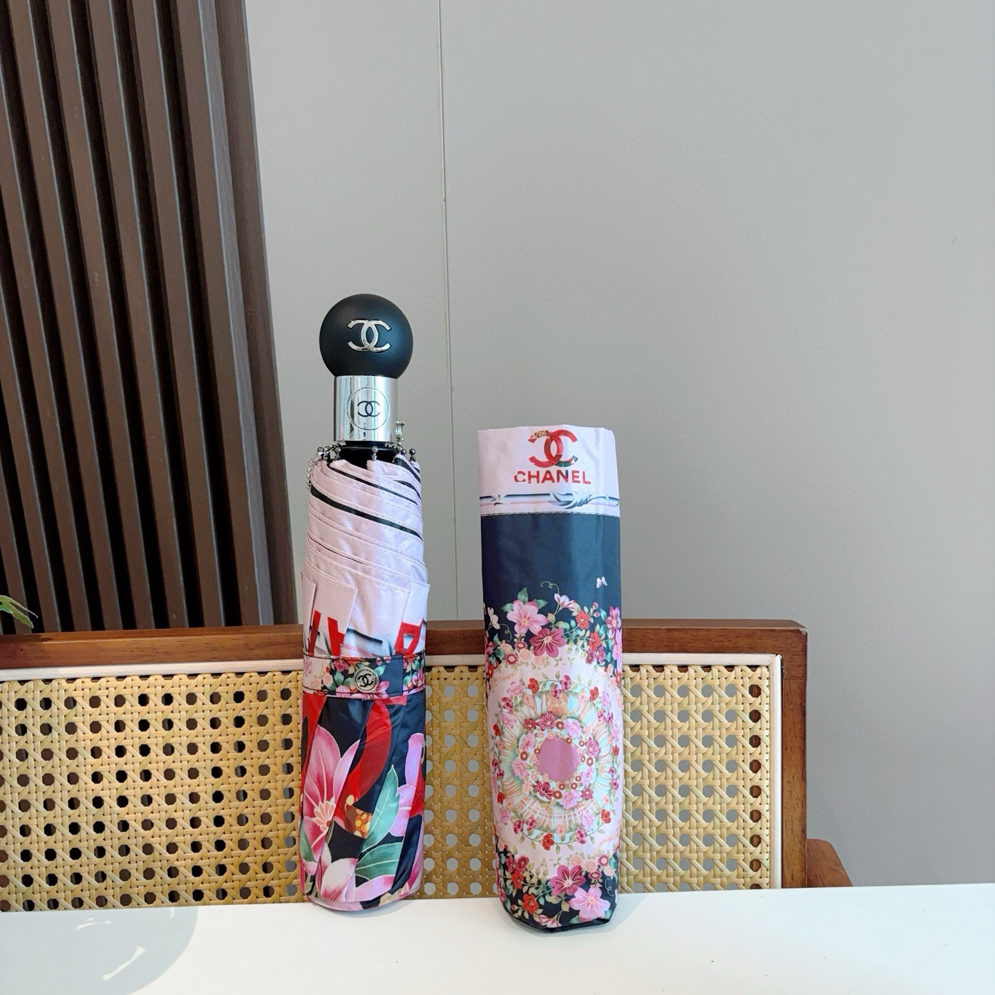  CHANEL香奈儿 三折自动折叠晴雨伞  时尚原单代工品质 细节精致 看得见的品质 打破一成不变 色泽