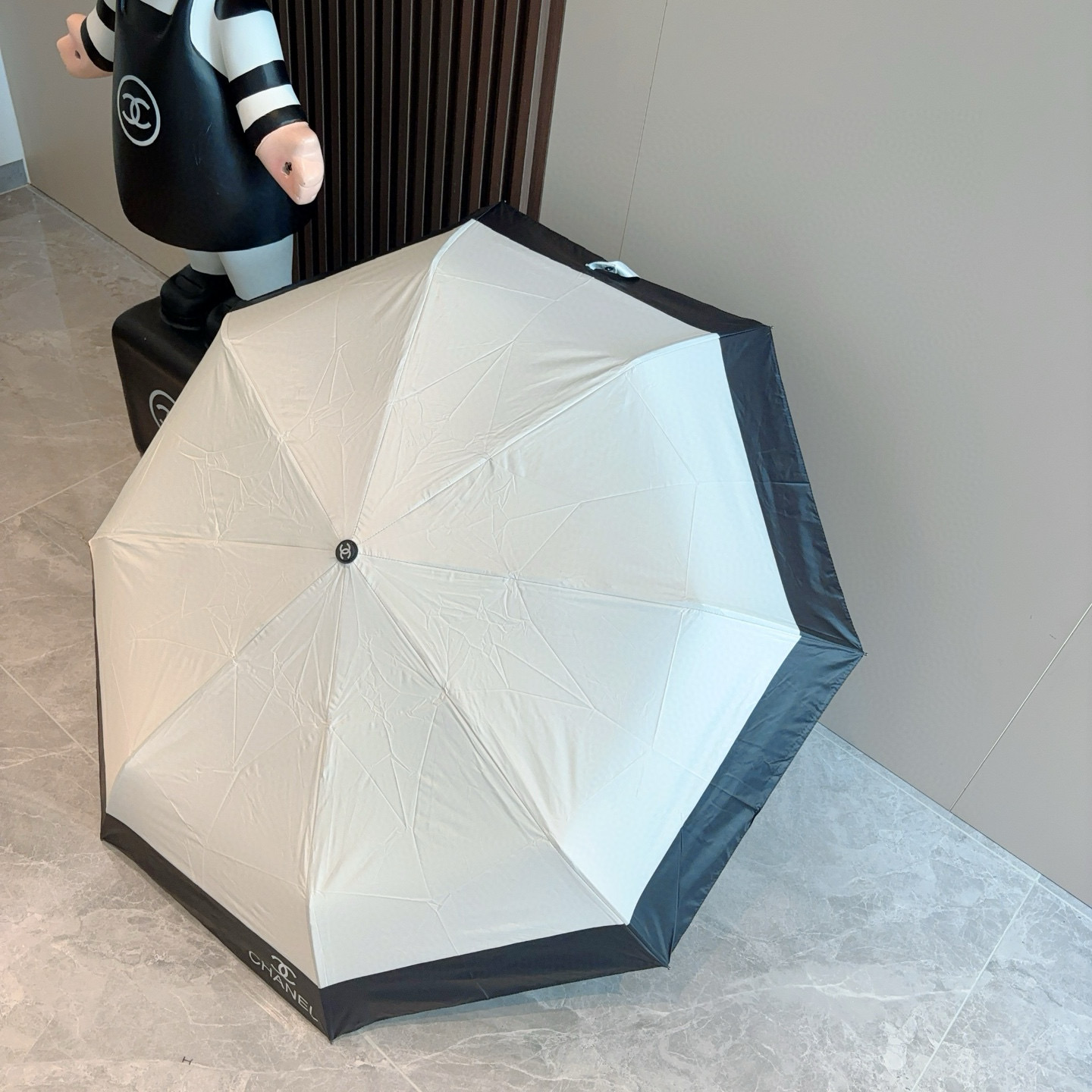  CHANEL（香奈儿）三折自动折叠晴雨伞 选用台湾进口UV防紫外线伞布 原单代工级品质  