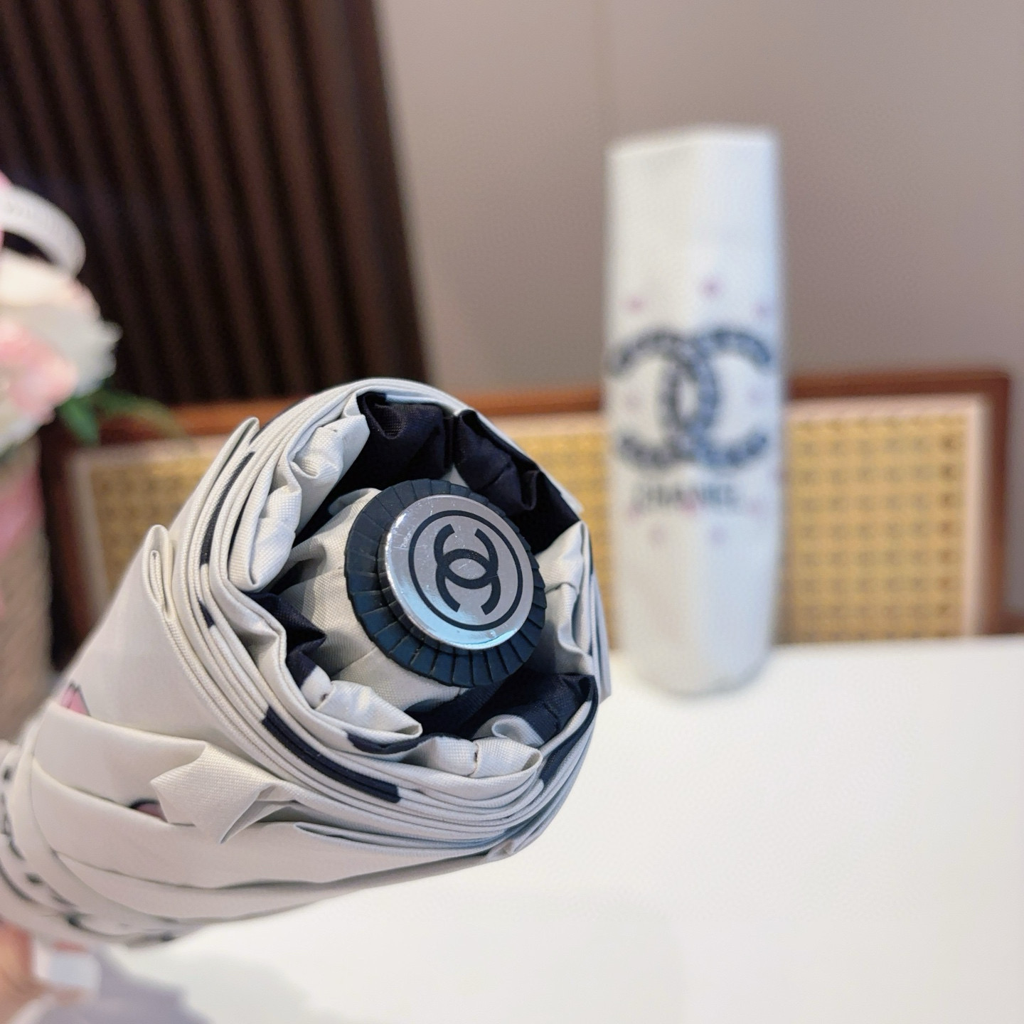  CHANEL香奈儿 三折自动折叠晴雨伞  时尚原单代工品质 细节精致 看得见的品质 打破一成不变 色泽