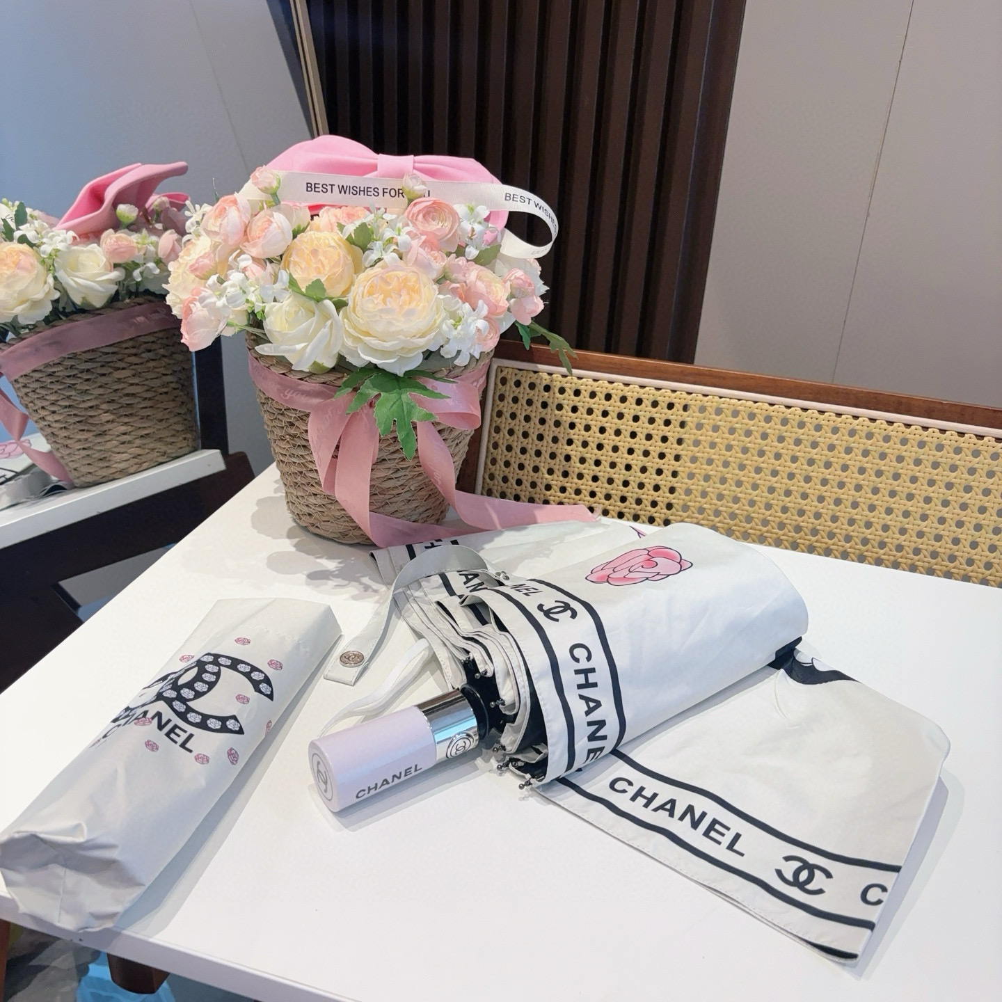  CHANEL香奈儿 三折自动折叠晴雨伞  时尚原单代工品质 细节精致 看得见的品质 打破一成不变 色泽