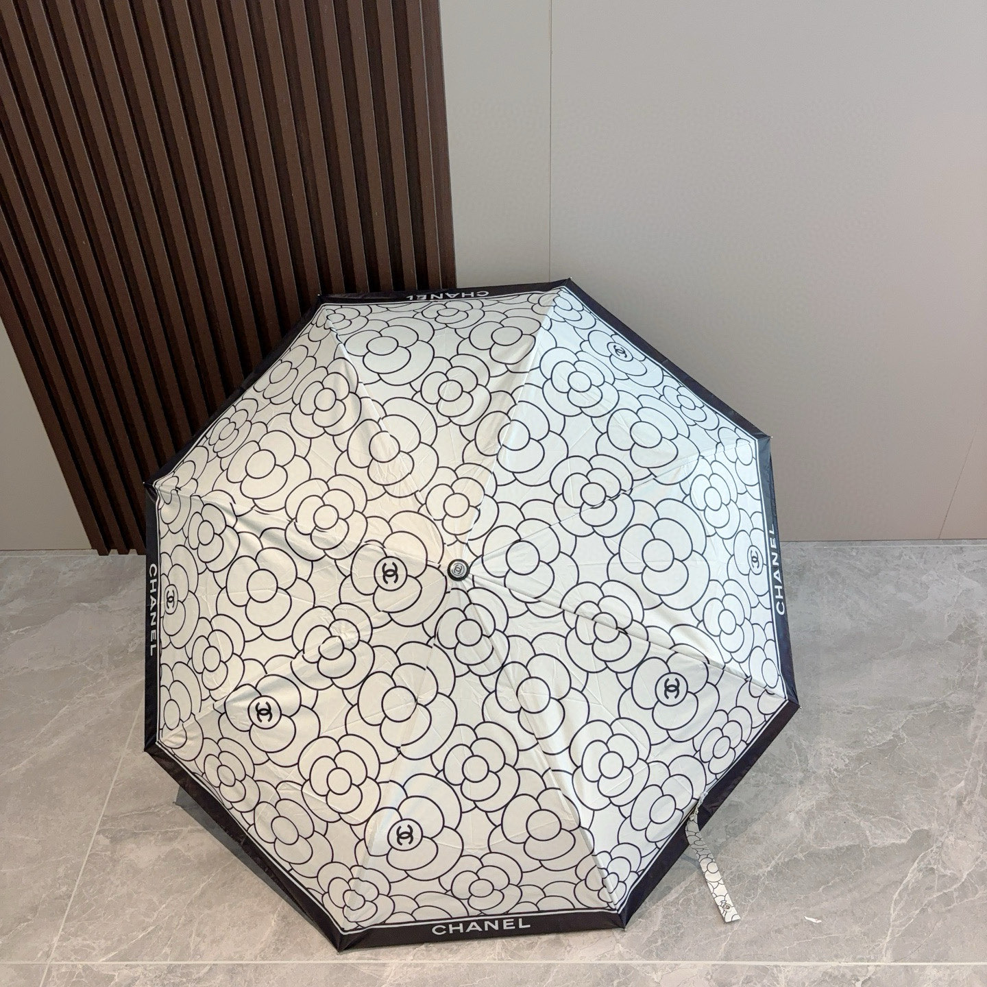  CHANEL香奈儿 三折自动折叠晴雨伞  时尚原单代工品质 细节精致 看得见的品质 打破一成不变 色泽