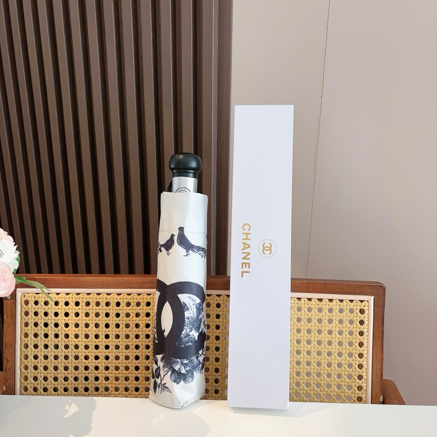  CHANEL香奈儿 三折自动折叠晴雨伞  时尚原单代工品质 细节精致 看得见的品质 打破一成不变 色泽