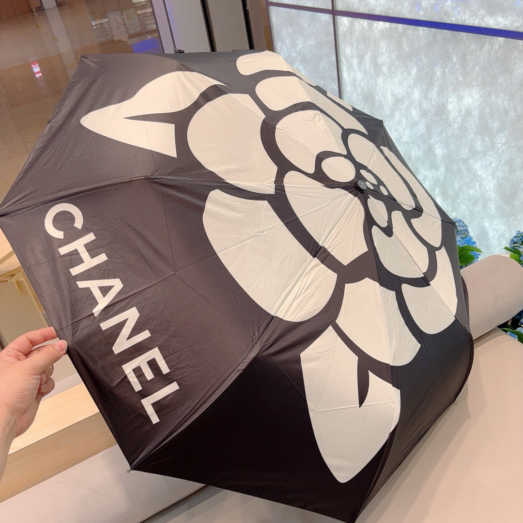  CHANEL（香奈儿）三折自动折叠晴雨伞 选用台湾进口UV防紫外线伞布 原单代工级品质 