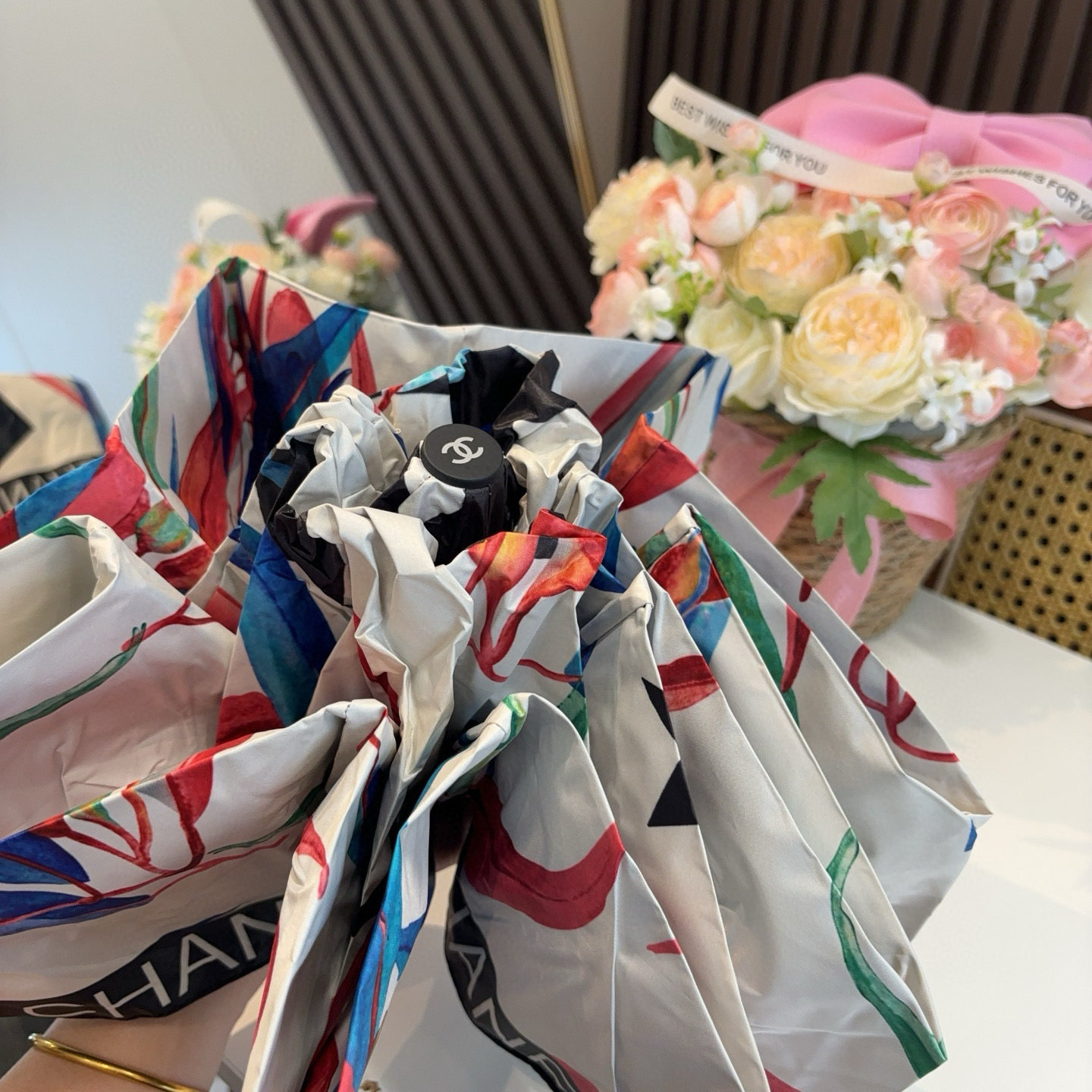  CHANEL（香奈儿）五折手动折叠晴雨伞 选用台 湾进口UV防紫外线伞布 原单代工级品质  🌹2色