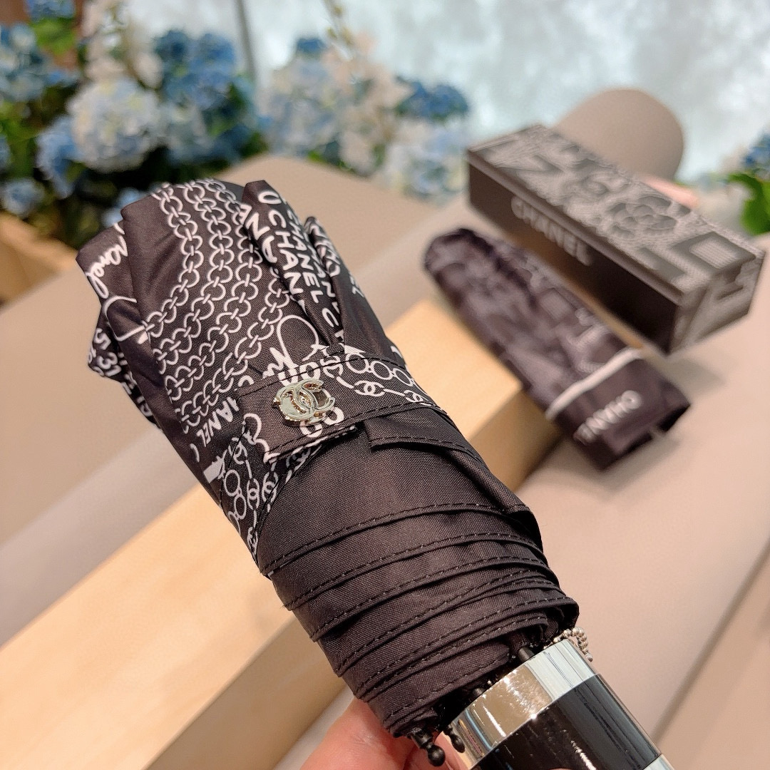  CHANEL（香奈儿）五折手动折叠晴雨伞 选用台 湾进口UV防紫外线伞布 原单代工级品质  🌹2色